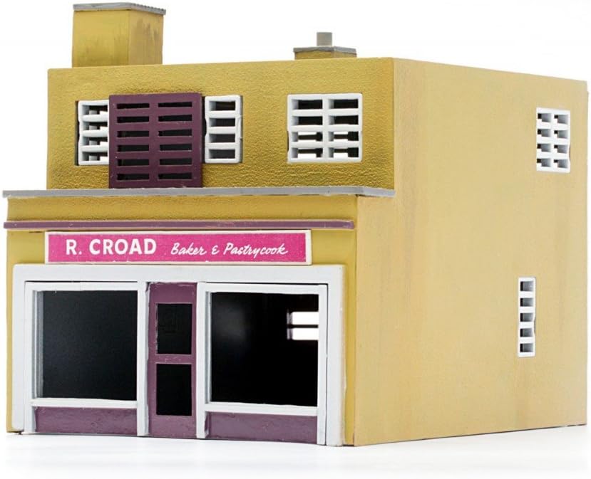 Dapol Model Railway Modern Shop & Flat Plastic Kit - OO Scale 1/76