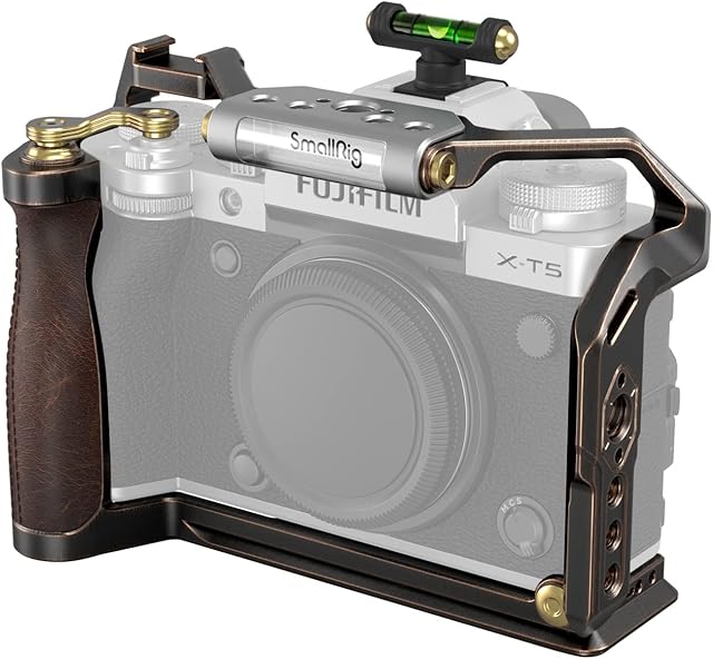 SMALLRIG Klatka retro X-T5 aparatu dla FUJIFILM X-T5, z osłoną gorącej stopki z poziomnicą, otworami ustalającymi 3/8"-16 na dla ARRI, dołączoną zimną stopką i szyną NATO - 3870