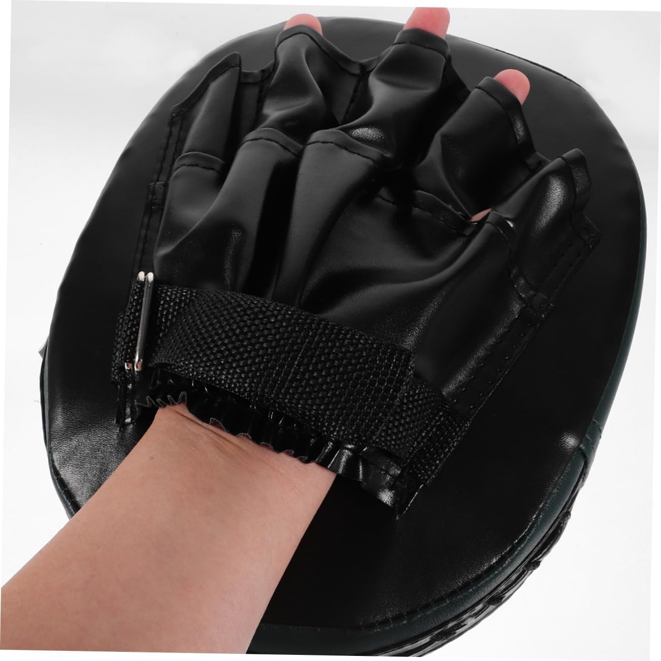 VICASKY Boxing Punching Mitt Hand Pads Curved Strike Shield for Karate Taekwondo Muay Thai Training 1pcs Protective Sparring Equipment and Adults