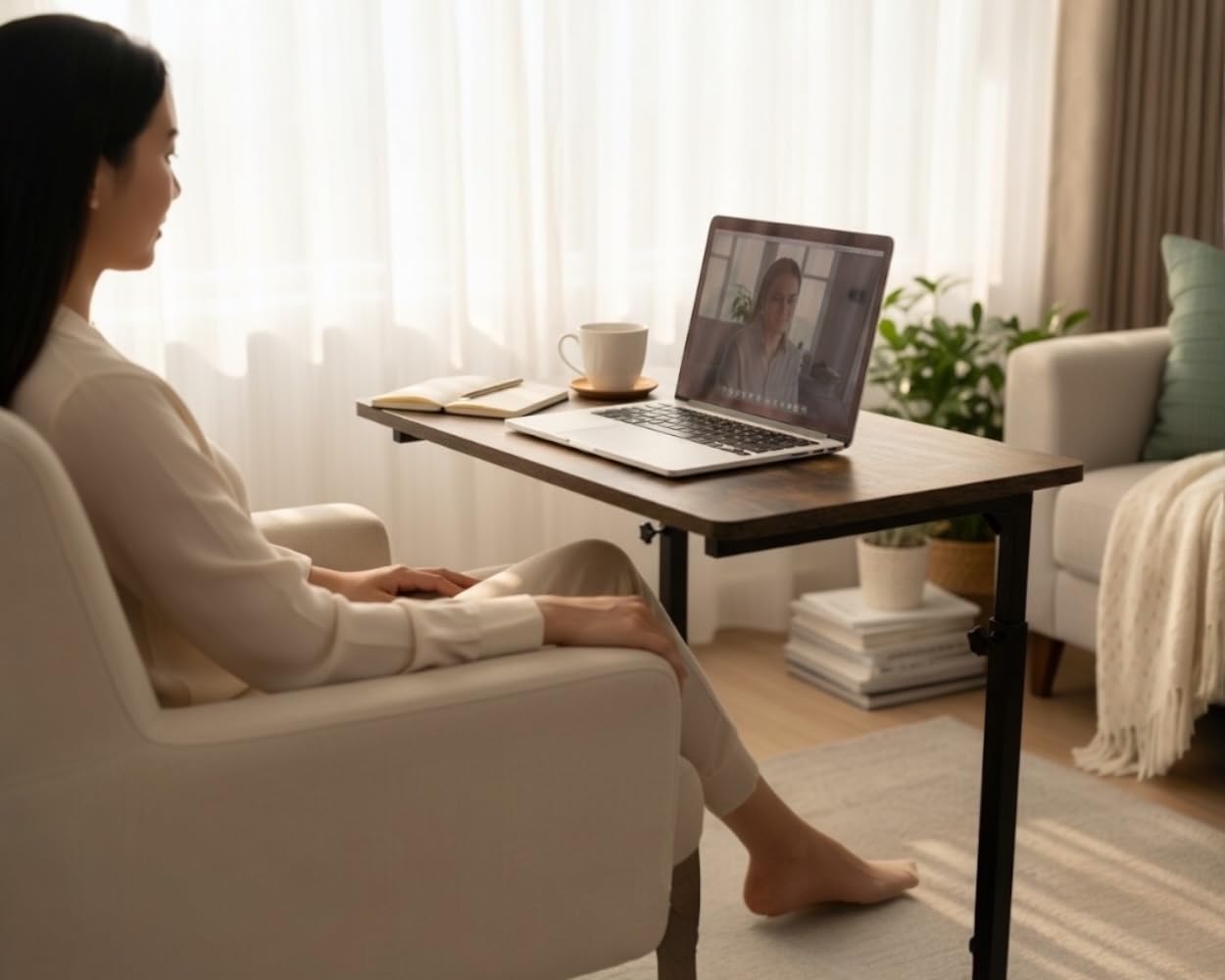 Mesa Auxiliar C en C de Sofá Ajustable en Altura, Mesa para Portátil para Sofá y Cama, Marrón Rústico