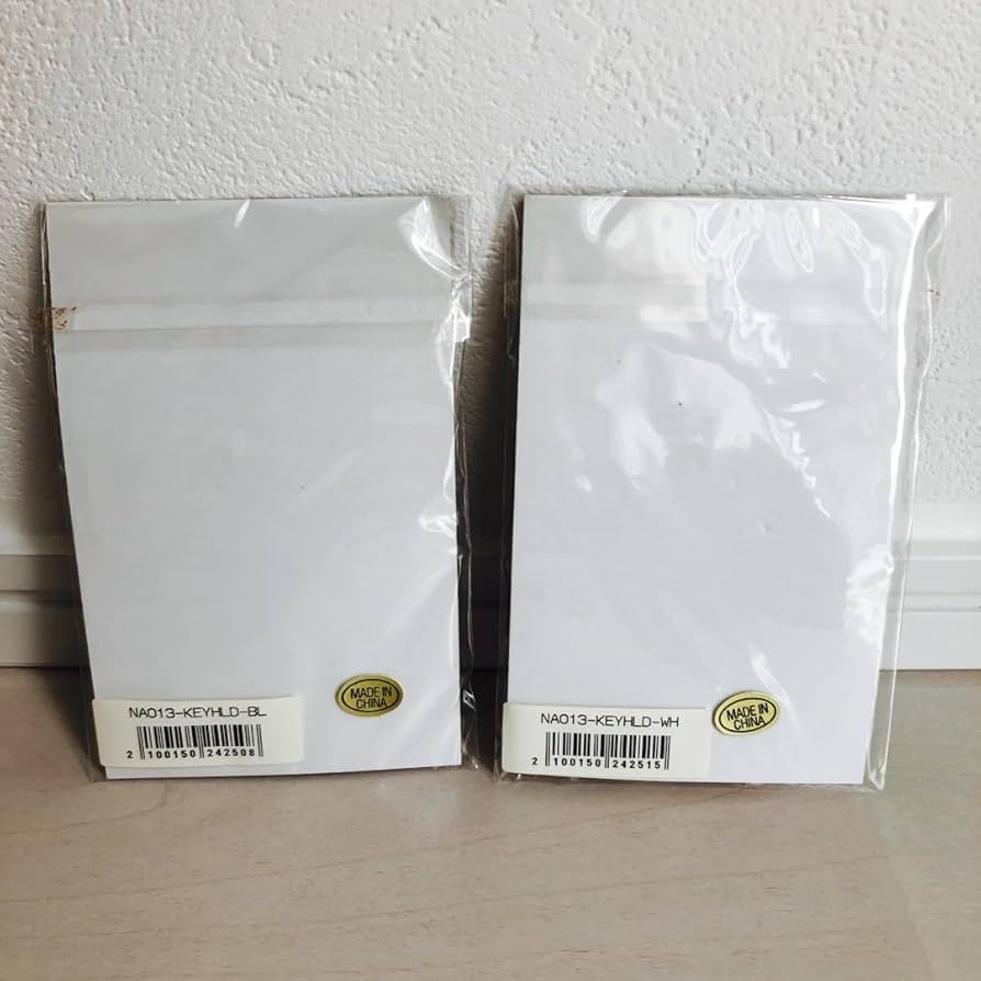 Amazon.co.jp: 安室奈美恵 ライブグッズ キーホルダー : おもちゃ