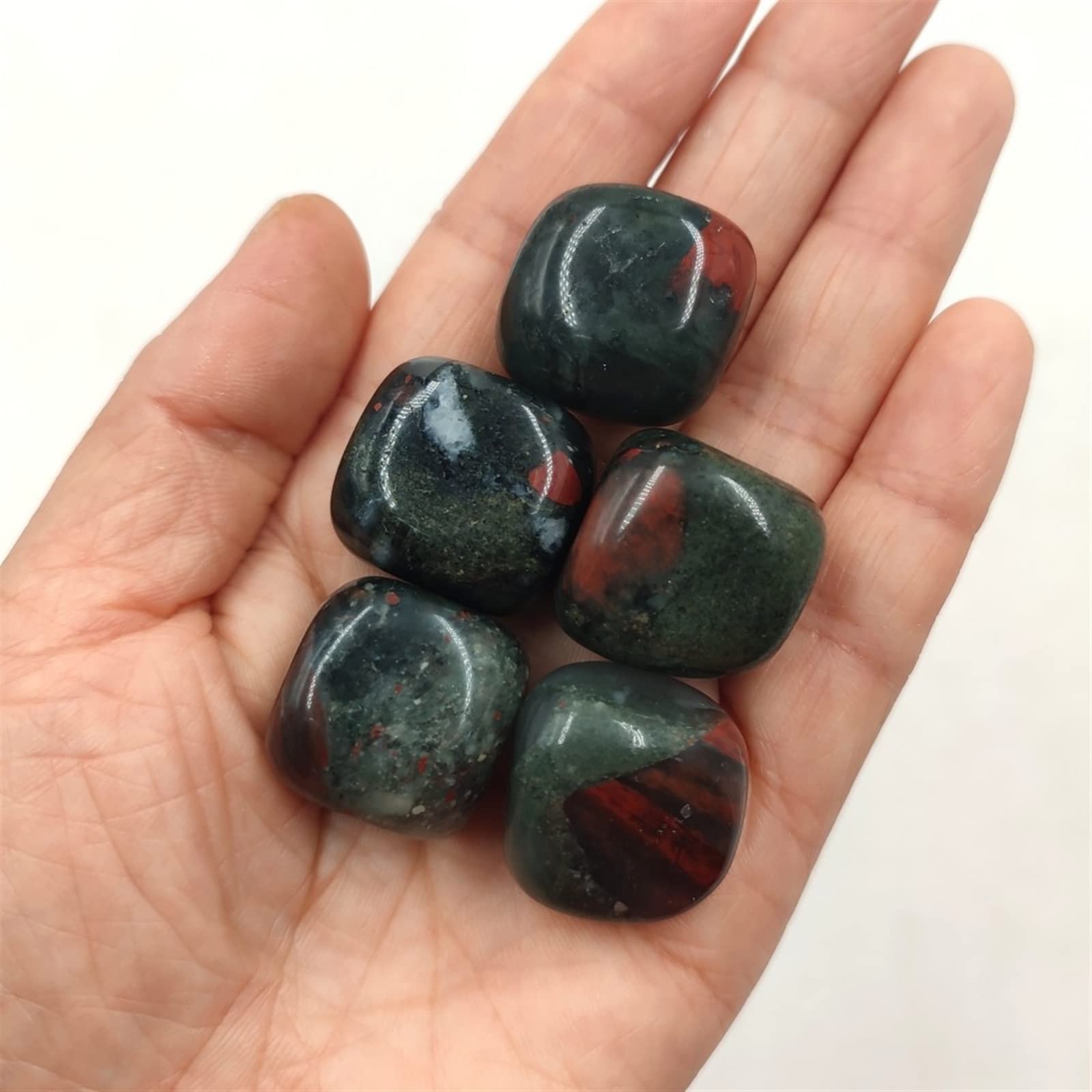 Haussammlung 100 g lose natürliche Blutsteine, quadratische Trommelsteine, polierte Kristalle, Edelsteine, Mineralien, Heimdekoration, Geschenk(Color:Kiwi Jasper)