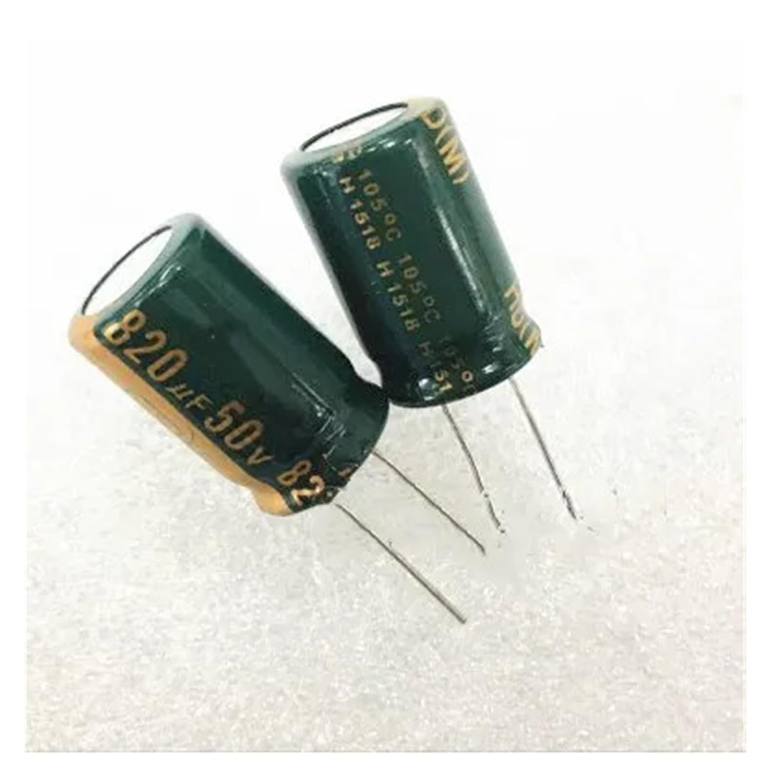 AARTERZZA 50PCS 50v 820uf Aluminum Electrolytic Capacitors 820uF 50v 13x20mm