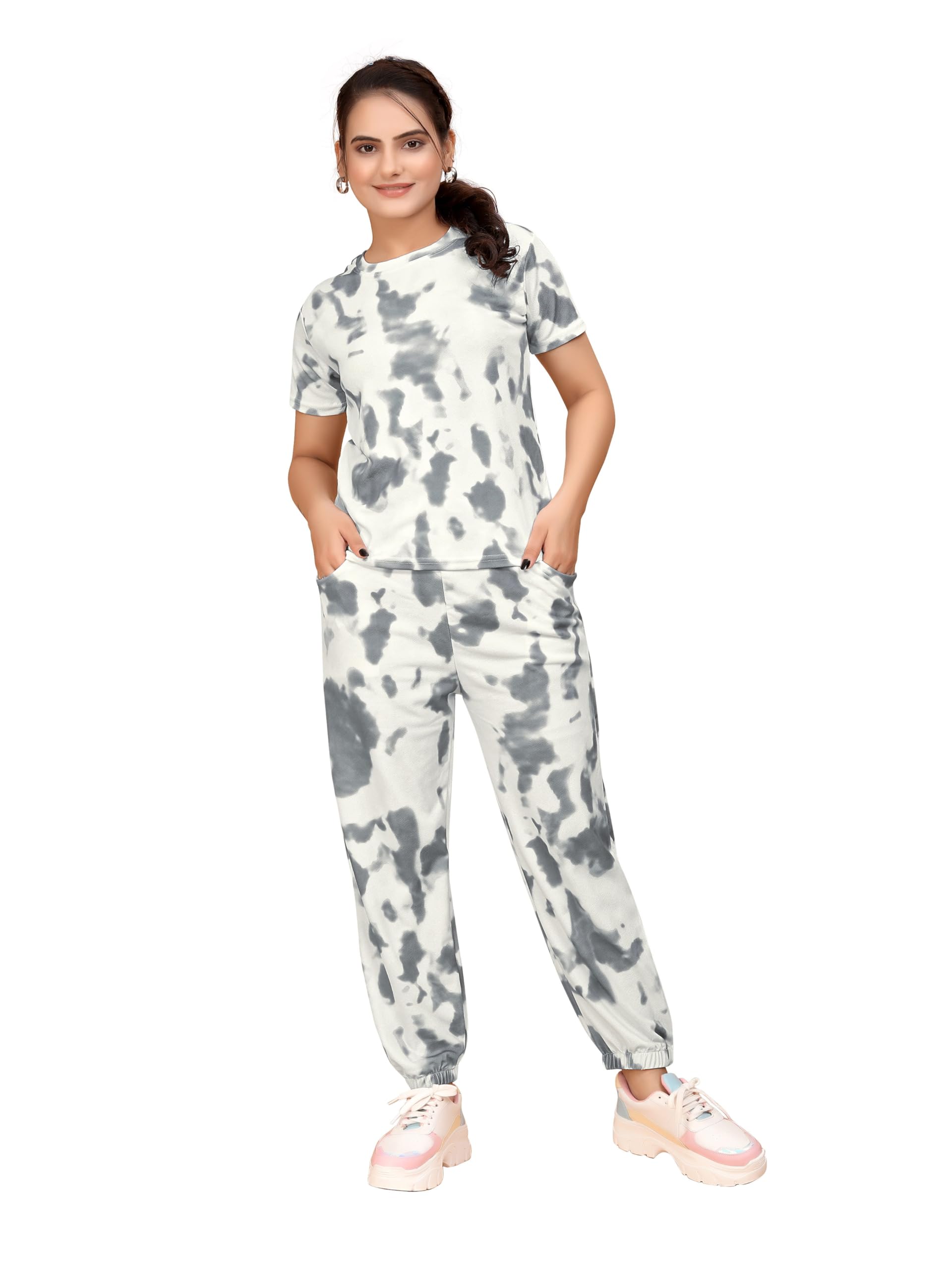 Women's Printed Polyester Nightsuit Set, Stretchable Night Suit and Gym Outfit with Side Pockets-picture-33