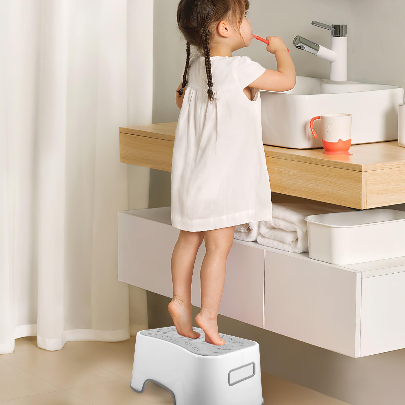 Beavorty Sgabello Pedana Elegante e Chic Stabile e Facile da Pulire per Wc Bianco in Pp Rialzo Comodo per Piedi per Bagno e Ragazzo Ragazza e Uso Quotidiano