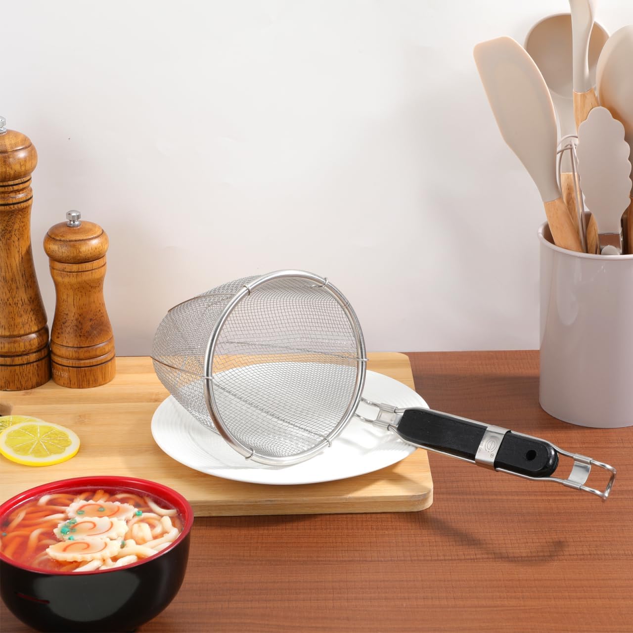 Noodle Strainer Basket with Handle Wire Mesh Food Skimmer for Dumplings Pasta Ramen Deep Basket Design Long Hooked Handle 13.38 X 5.51 X 5.51 in Kitchen Sieve