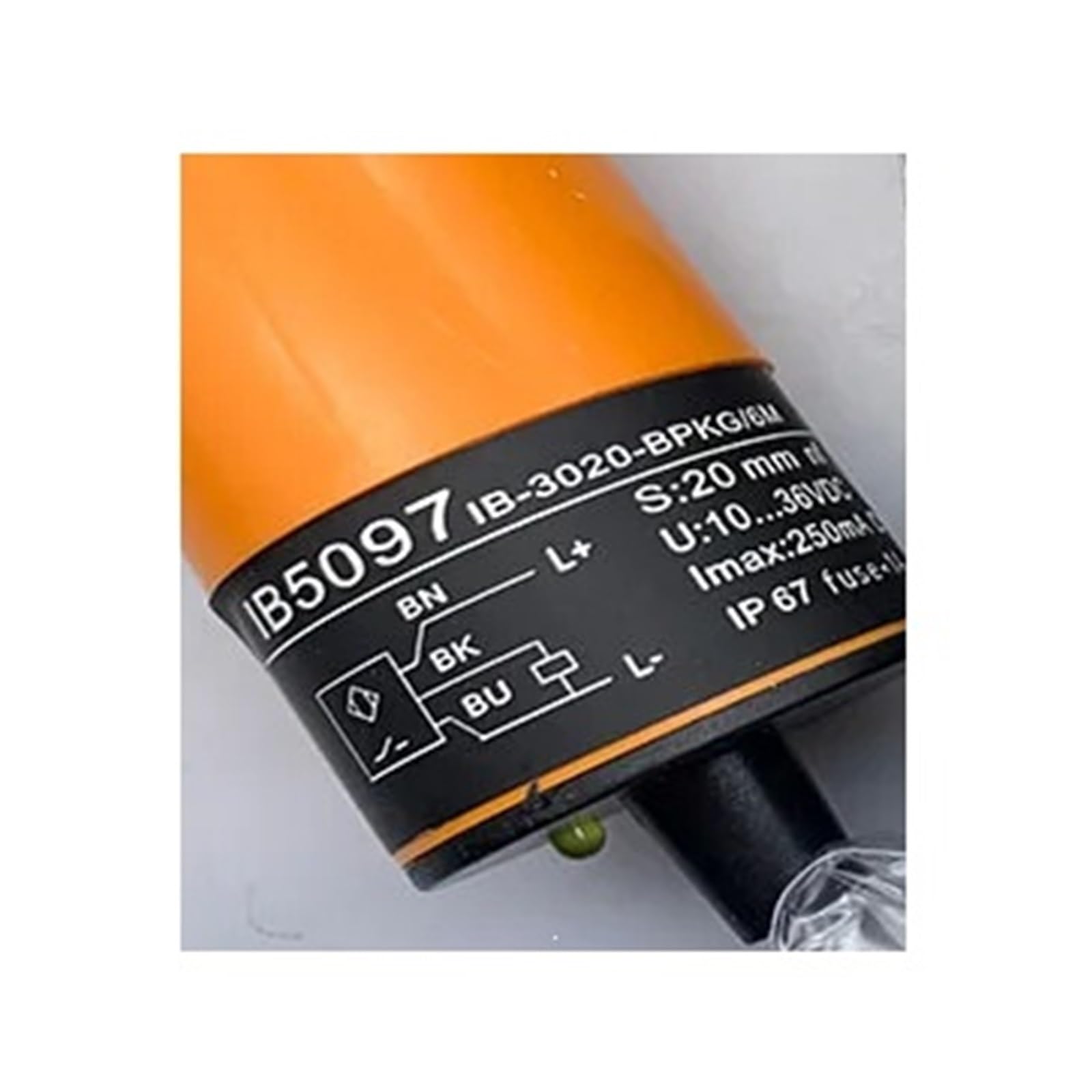 Capteur IB5097 IB3020-BPKG/6M Sensor inductif étanche portée 20mm PNP
