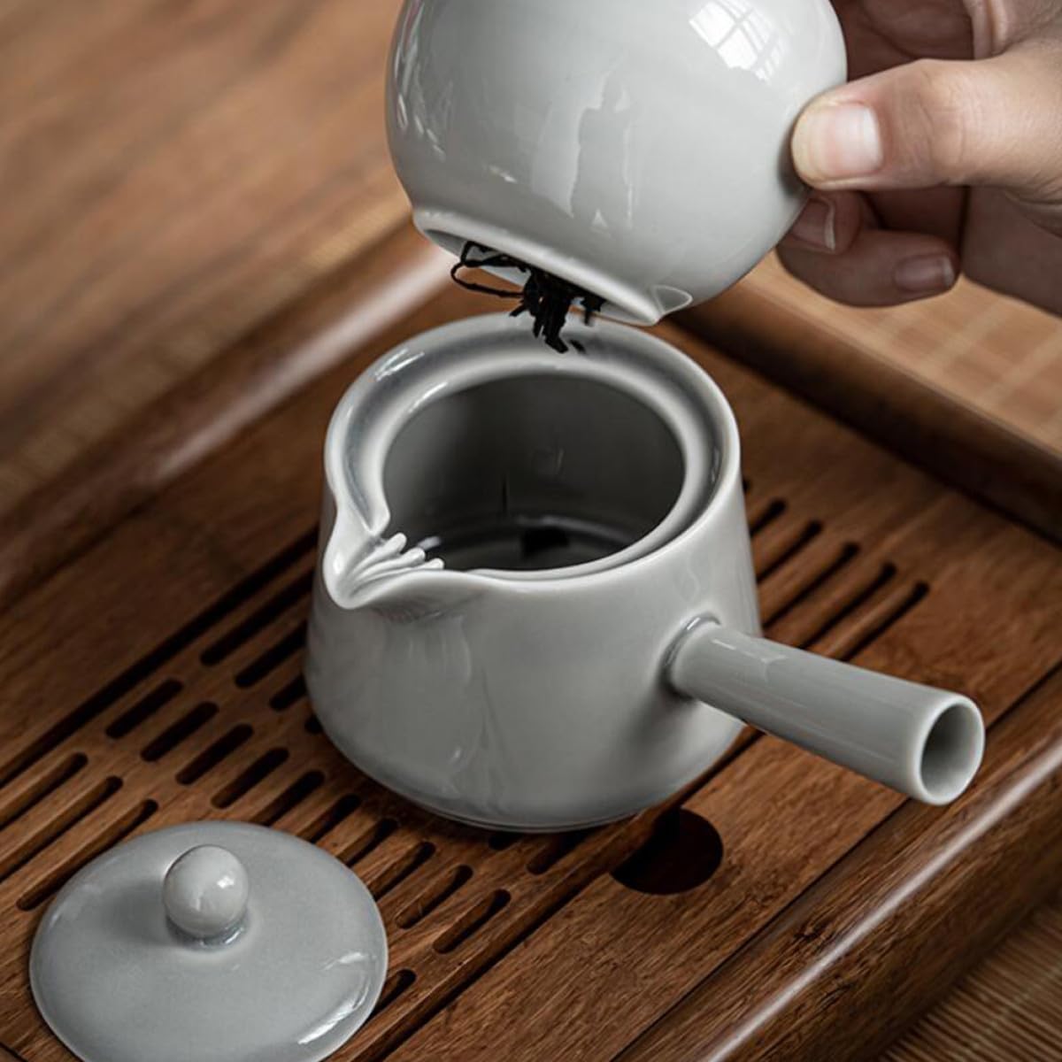 SECFOU Tetera Pequeña de Cerámica Diseño Ergonómico y Estilo Clásico, Resistente para Uso en Casa y Celebraciones como Bodas y Fiestas