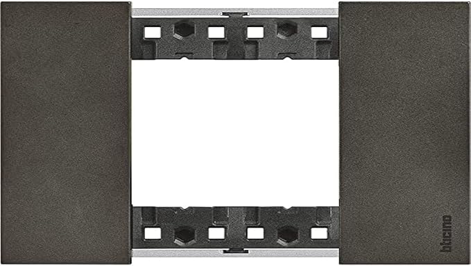 Legrand KA4802NG placa de pared y cubierta de interruptor