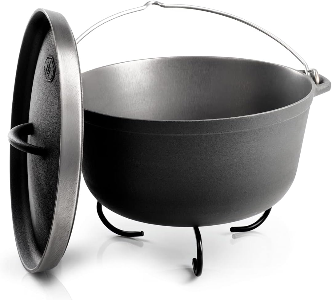 GSI Outdoors Guidecast 5qt Dutch Oven | Cast Iron Dutch Oven for Camping, Cabin and Home Kitchen