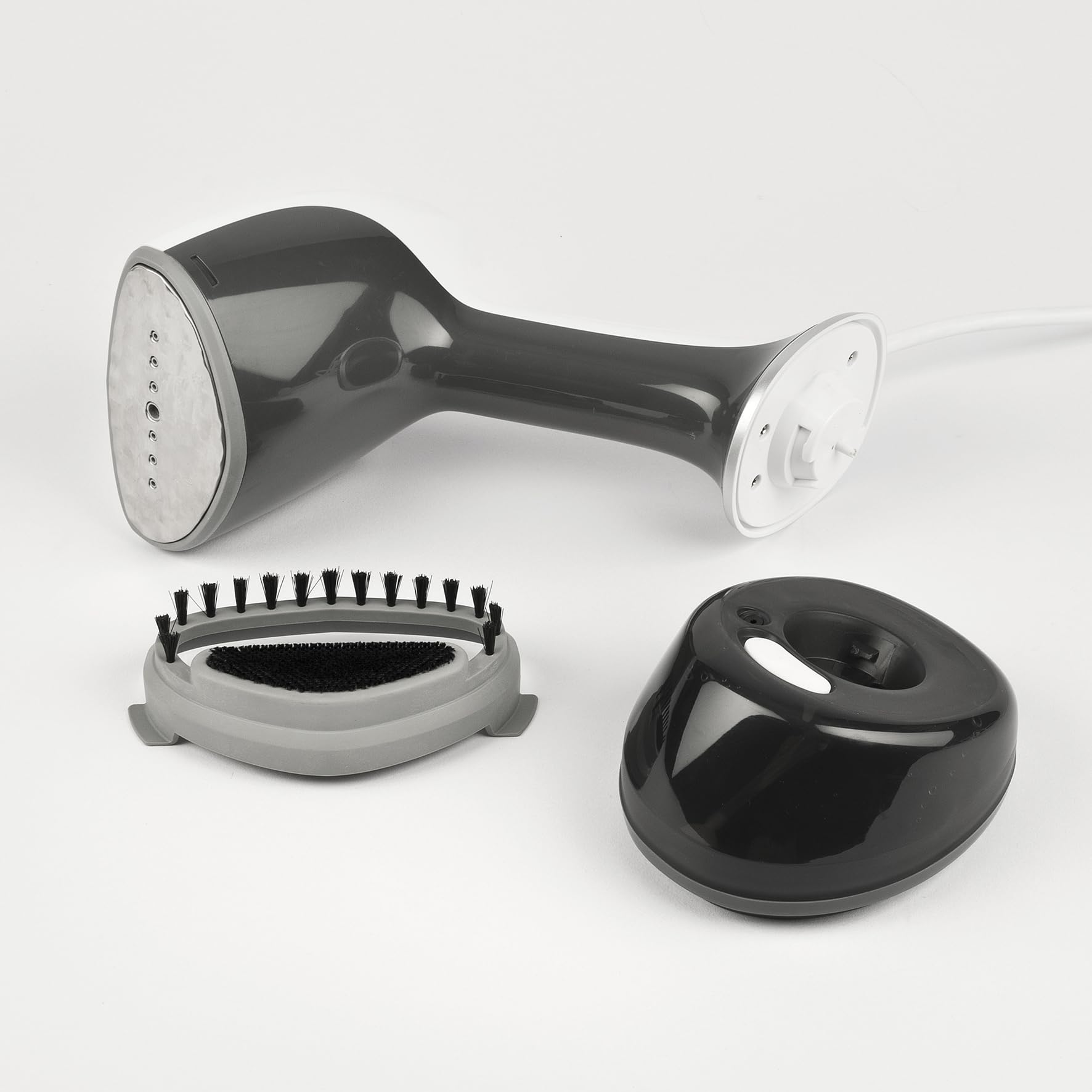 Girmi ST92 Ferro da Stiro Verticale a Vapore da viaggio, Stiratrice,1700 W, Piastra INOX, Capacità 360cc, Funzione Auto-spegnimento, Pronto in 40 sec, Accessori inclusi, Bianco/Grigio