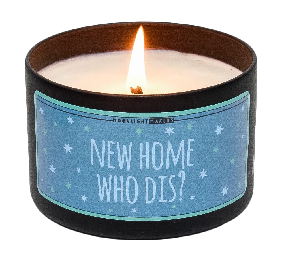 Moonlight Makers New Home Who Dis Candle, Beachwood Scented Handmade Candle, Natural Soy Wax Candle, 25+ Hour Burn Time, 8oz Tin disponible en Yaxa Peru