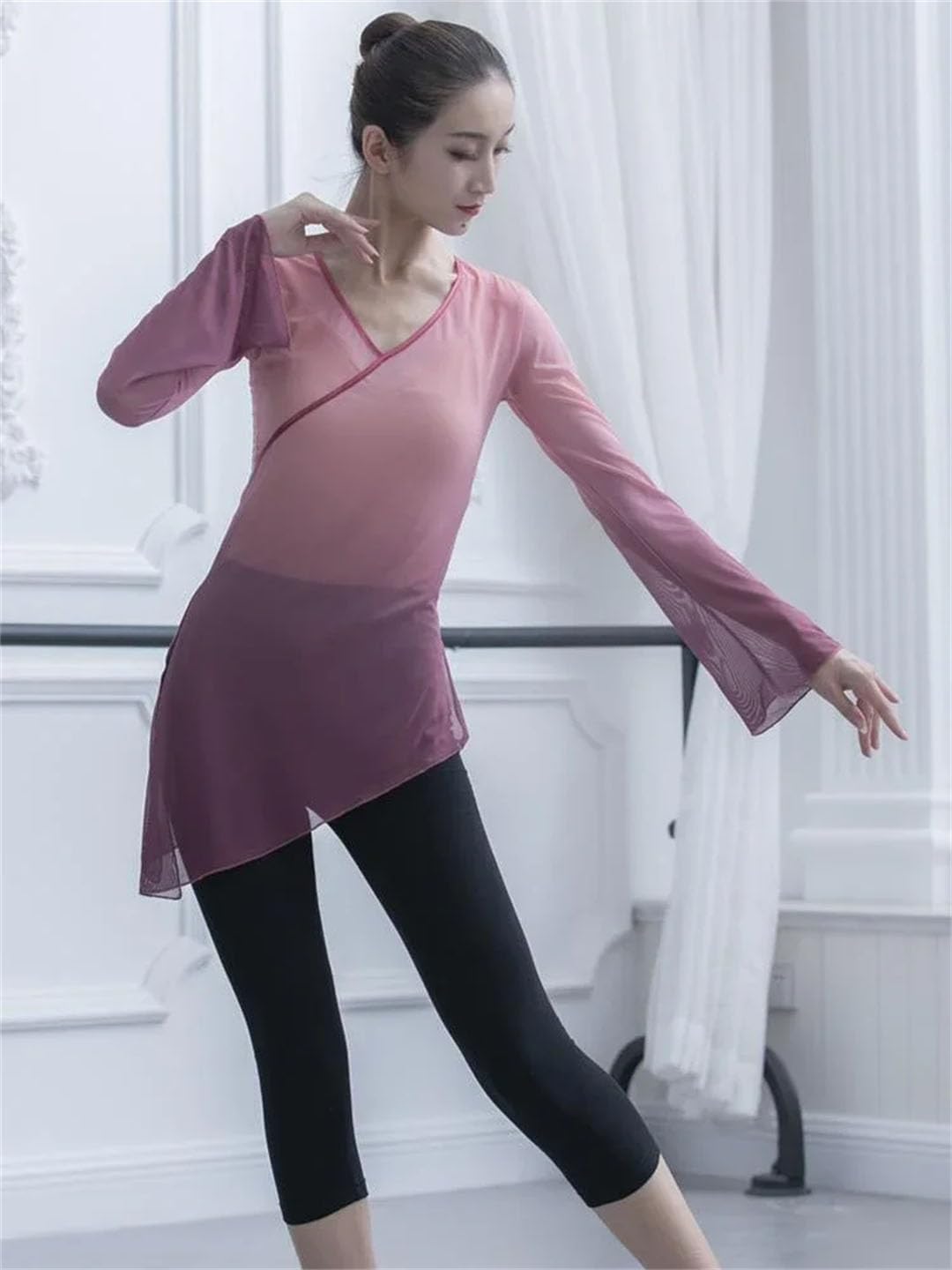 Women's Classical Dance Gradient Color Tops Chinese Folk Dance Tops Dance Shirts for Women