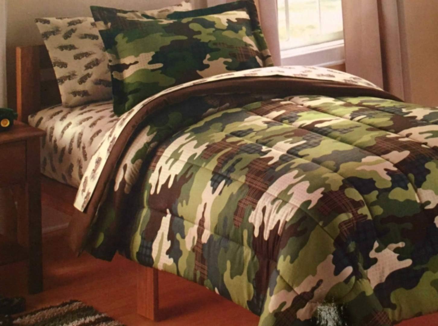 Amazon.com: MS 7pc Boy Green Brown Camouflage Full Comforter, Sham ...