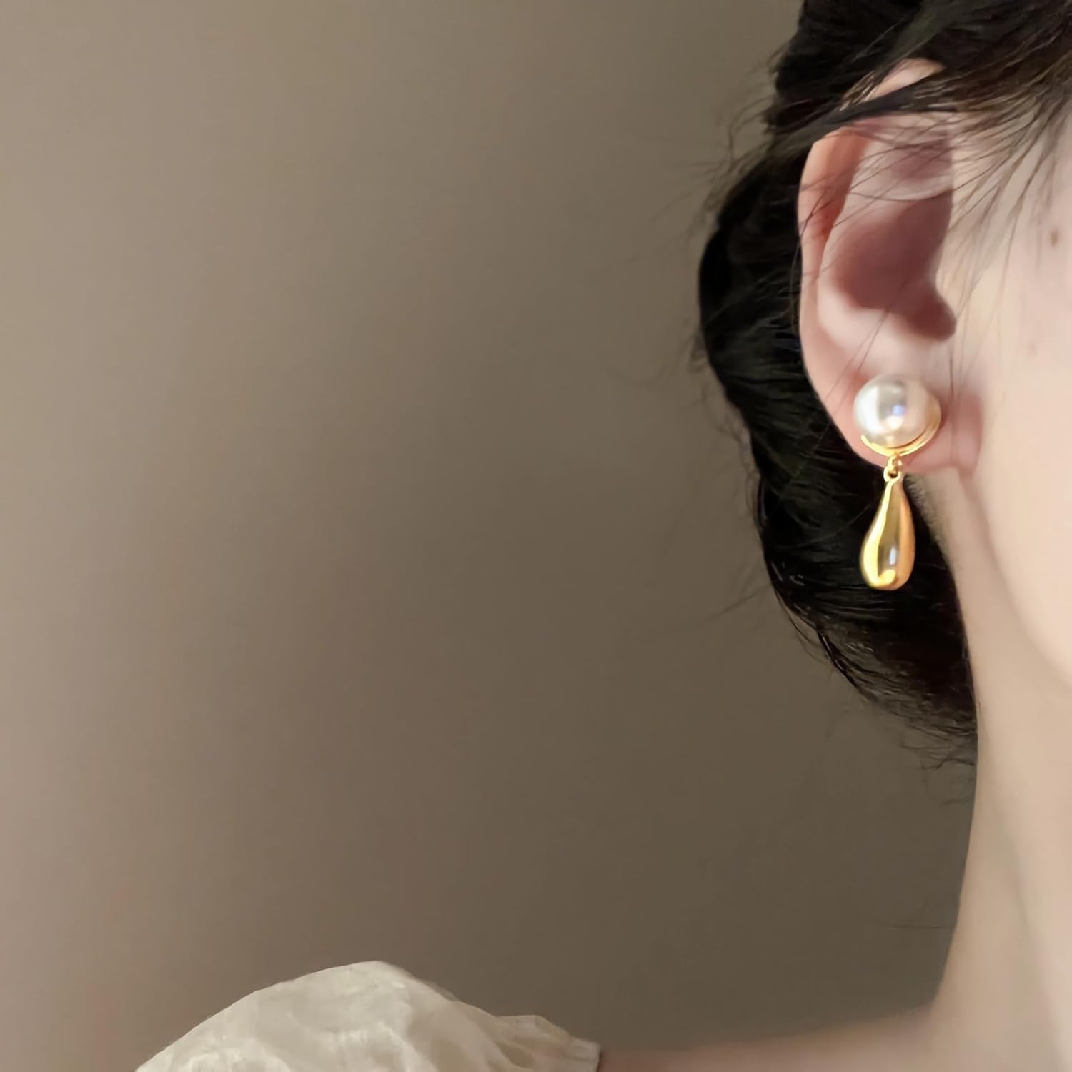 White Pearl Stud Earrings for Women 18K Gold Plated Pearl Drop Earrings Lightweight Hypoallergenic Jewelry for Women - Image 7