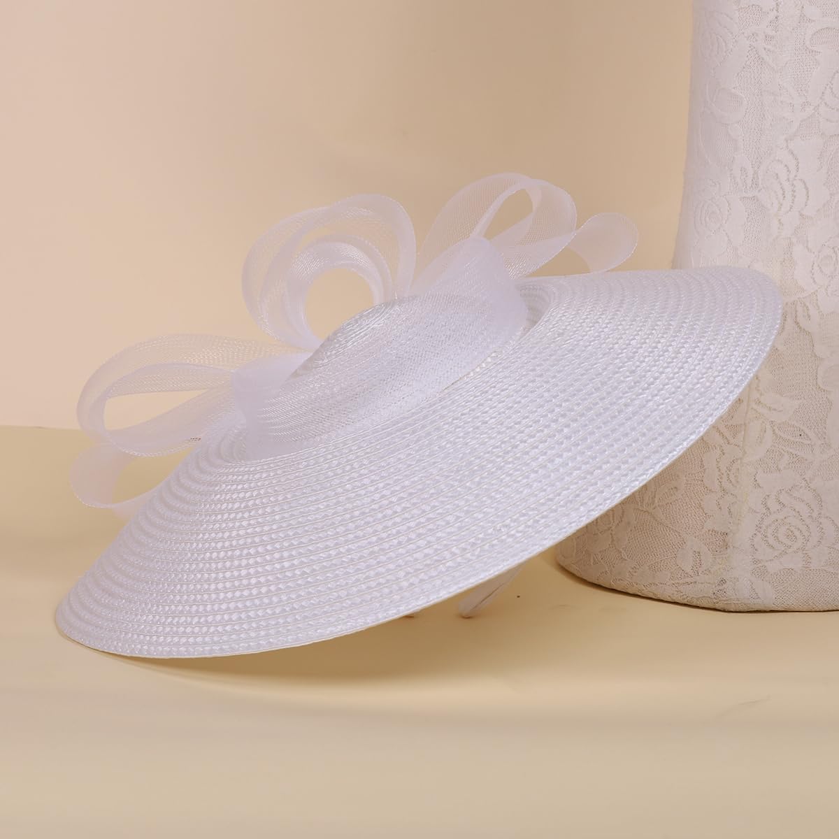 HIMESPORT Straw Cocktail Fascinators Hat for Women Ladies Wide Brim Church Wedding Bride Derby Tea Party Hats with Mesh Bow