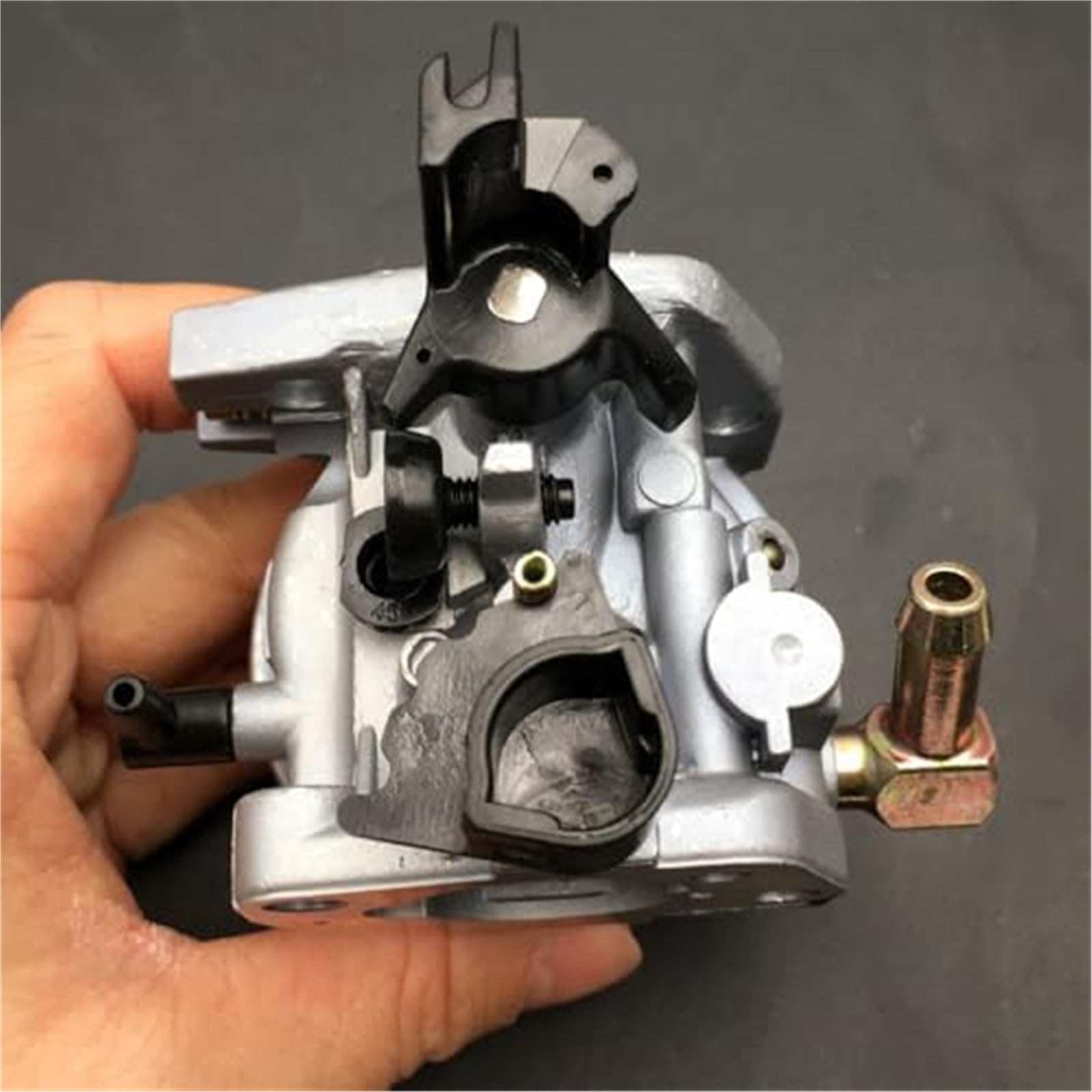Gaźnik Taikang, Zamiennik gaźnika kompatybilny z gaźnikiem pługa śnieżnego Craftsman SB410 CMXGBAM1054541 31AS6BEE793
