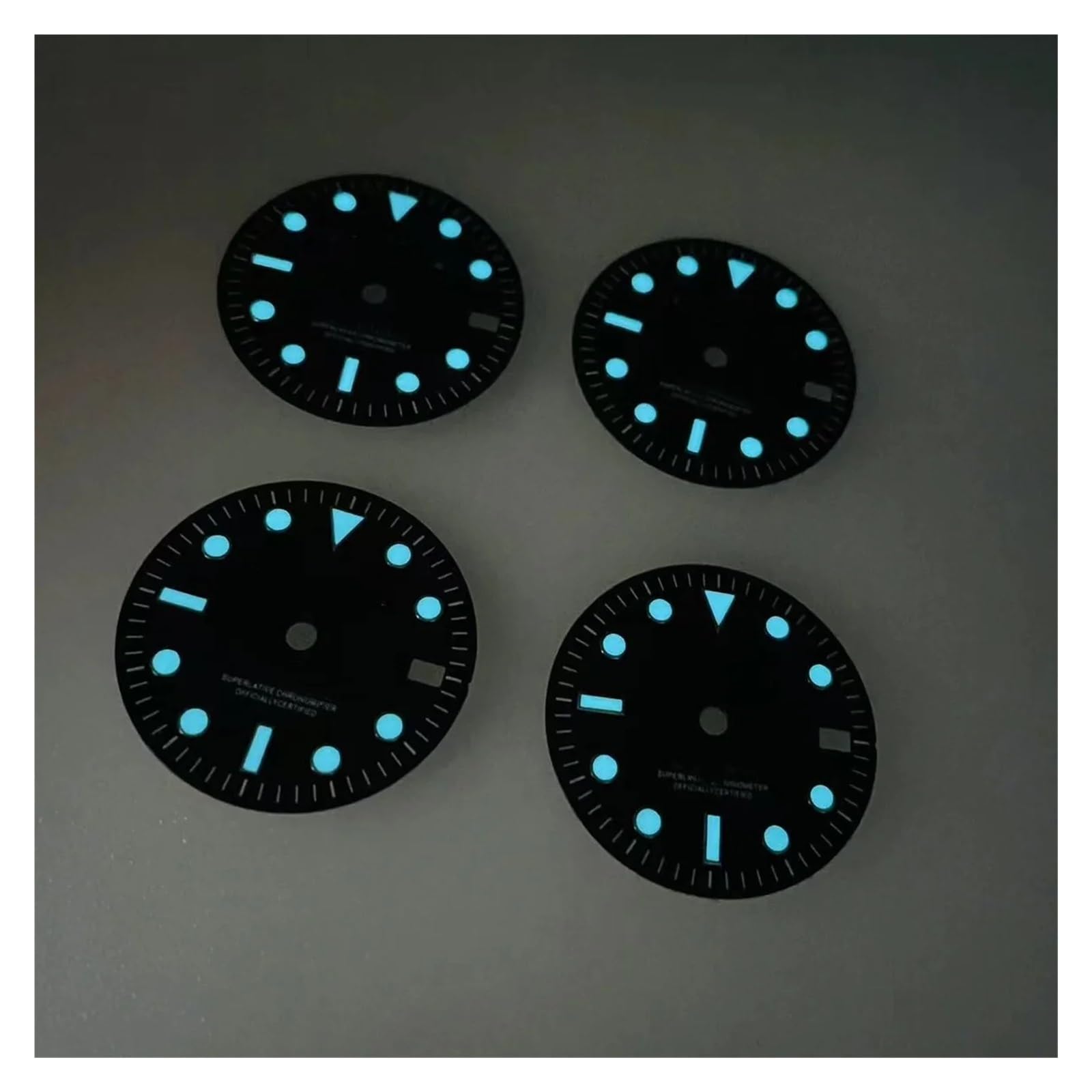 ZHGUIMING Cadran S GMT de 28,5 mm for Montre à Mouvement NH34/NH35, Accessoires de Modification, Index argenté Lumineux Bleu, fenêtres de Date, Partie de Cadran Noir(A4)