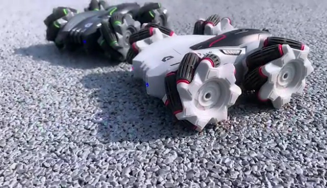 Amazon.co.jp: ラジコンカー こども向け スタントカー RCカー