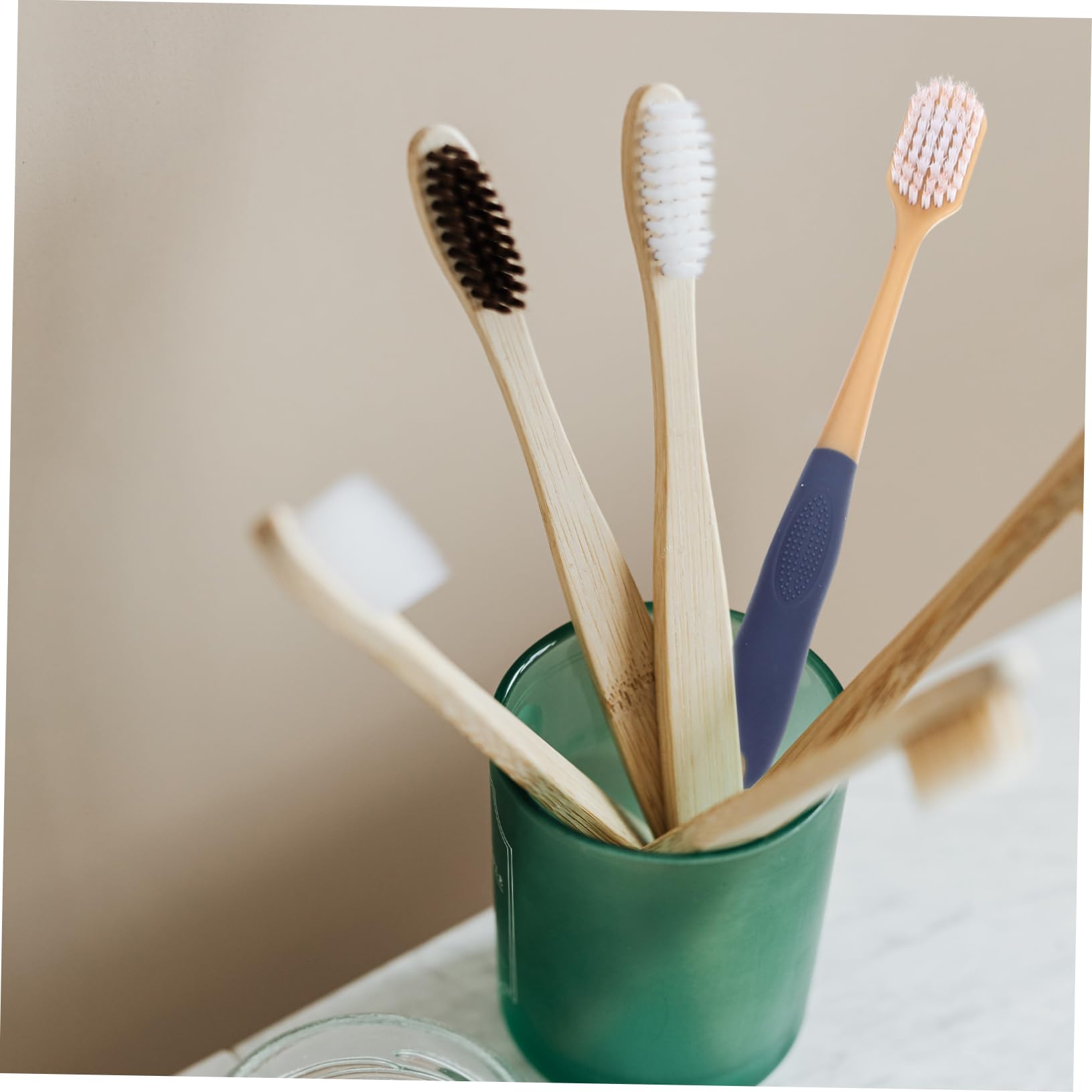 PLAFOPE 36pezzi Spazzolini Da Denti Morbidi Per Adulti Impugnatura Ergonomica Antiscivolo Facile Da Usare Per Casa e Viaggi