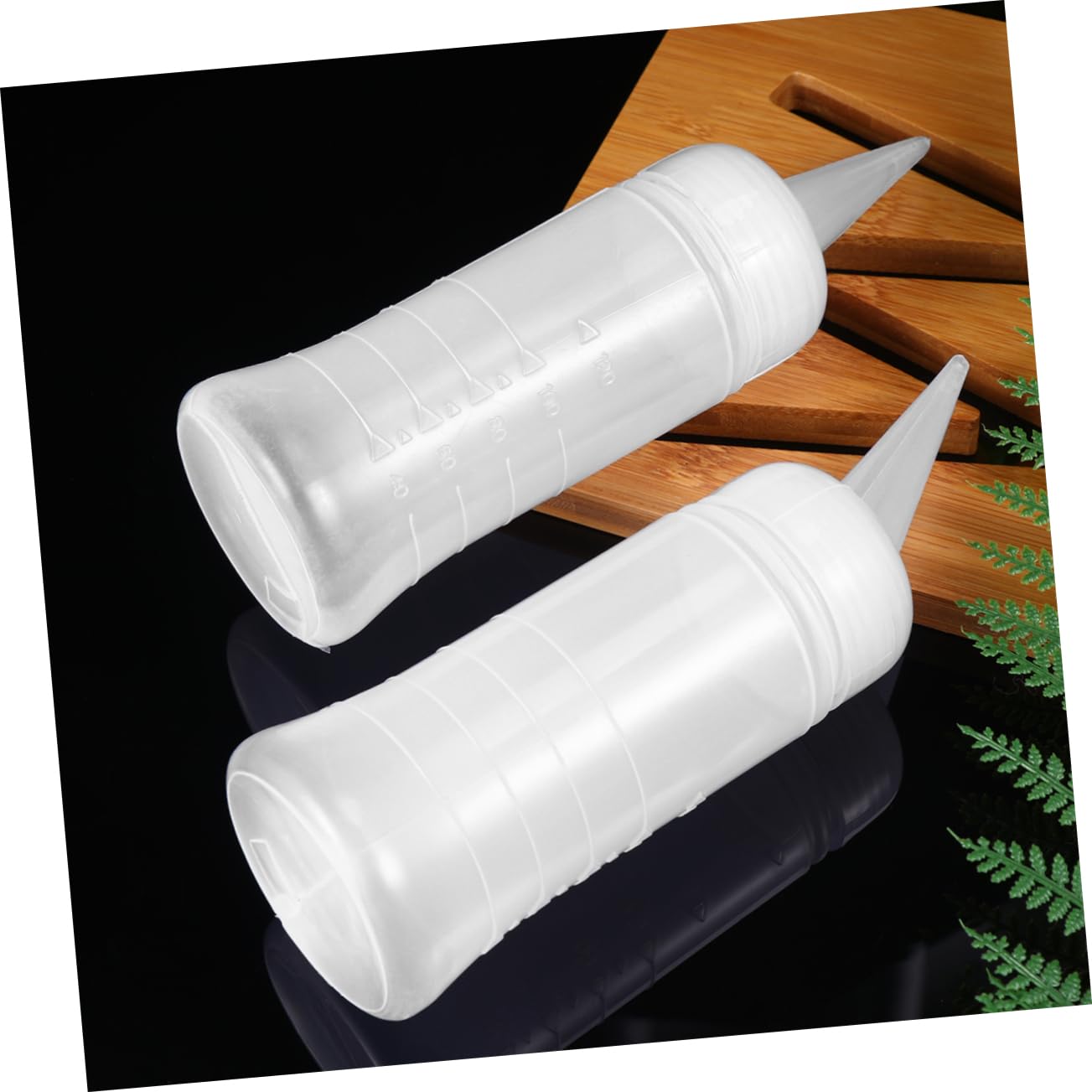 minkissy Lot de 4 Flacons Applicateurs de pour Cheveux Rechargeables à Presser avec Pointe Inclinée pour Salon Usage Domestique 5 Pièces X 4