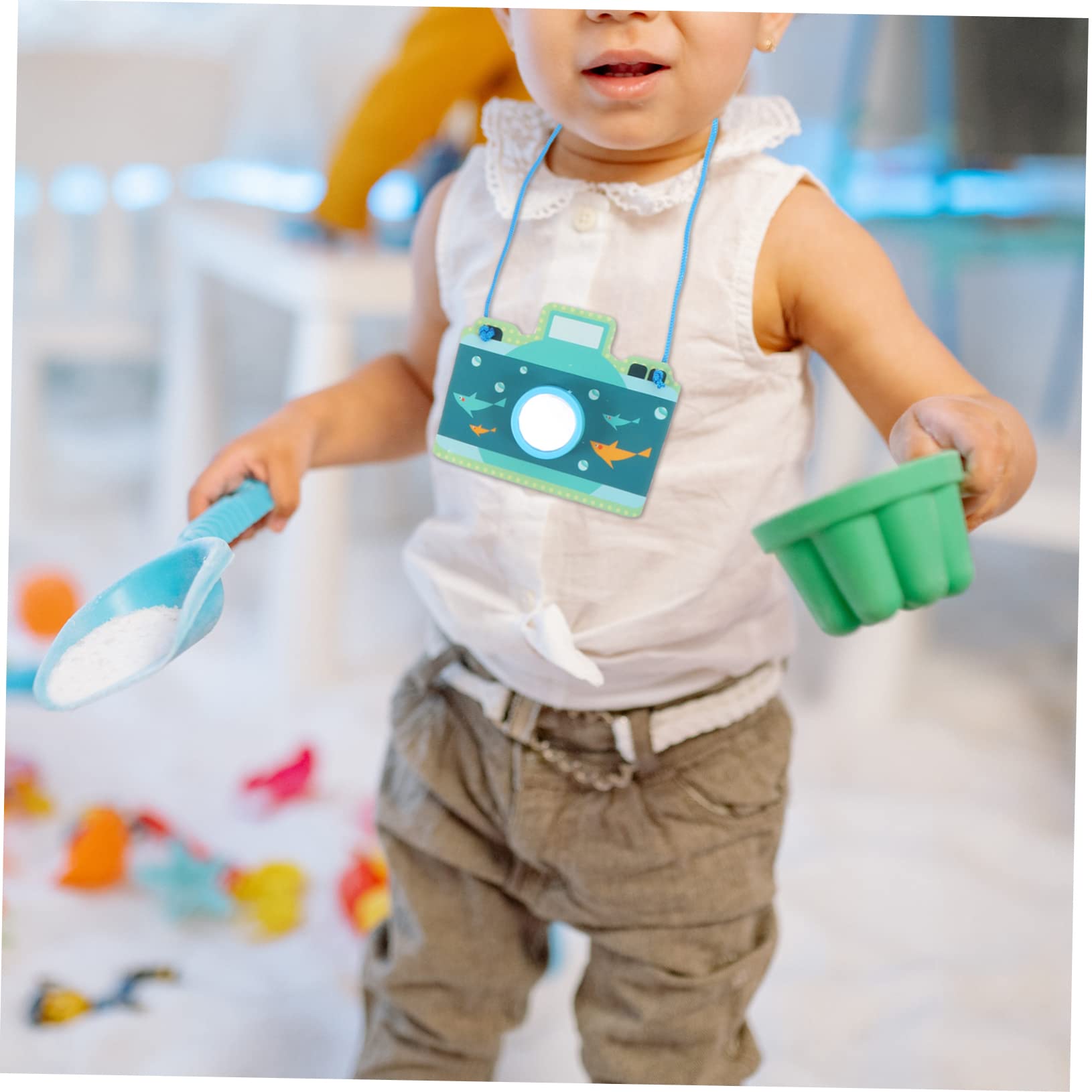 KOMBIUDA Kaleidoscope Toy for Boys and Girls Paper Abs Material Boys and Girls Educational Toy Camera Shape (Random Pattern)