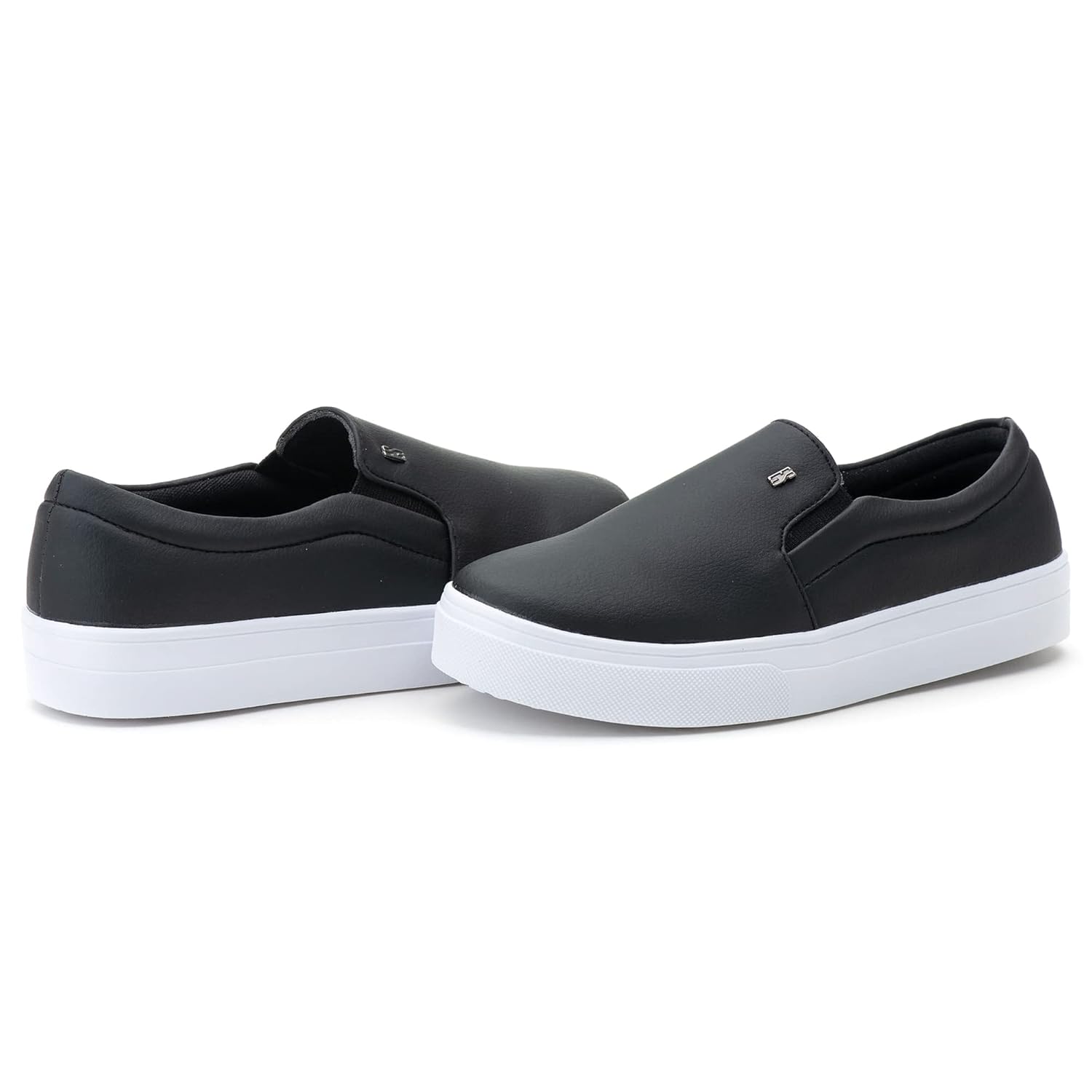 Tenis Slip On Feminino Iate Casual Estilo Shoes em promoção! Veja a oferta e mais achadinhos de Tênis 2 Hoje é o melhor dia para comprar Tenis Slip On Feminino Iate Casual Estilo Shoes com aquele preço maroto! Promoção! Aproveite a oferta! 2