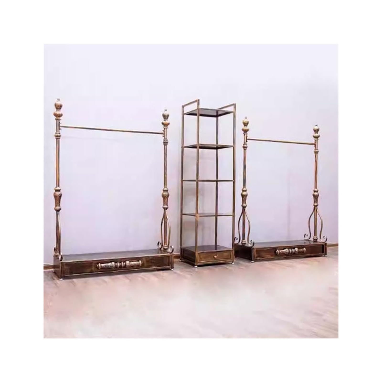 LJHFG63KUYT Clothes Rack Antique Bronze Forged Iron Hanger - Vintage European Floor Clothing Display Display Stand(Small)