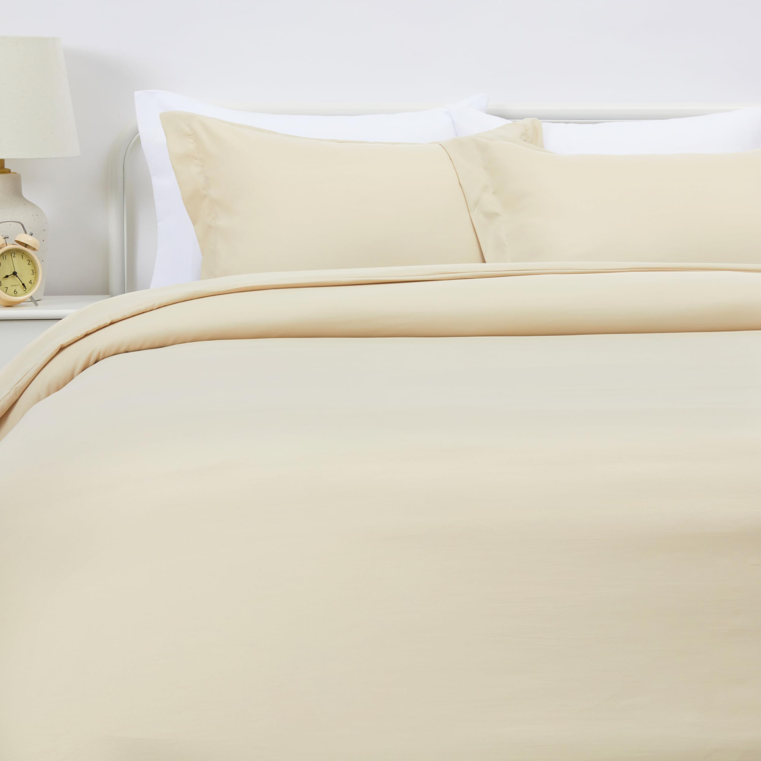 amazon basics lightweight microfiber 3-piece duvet cover set with zipper closure, full/queen, beige, solid