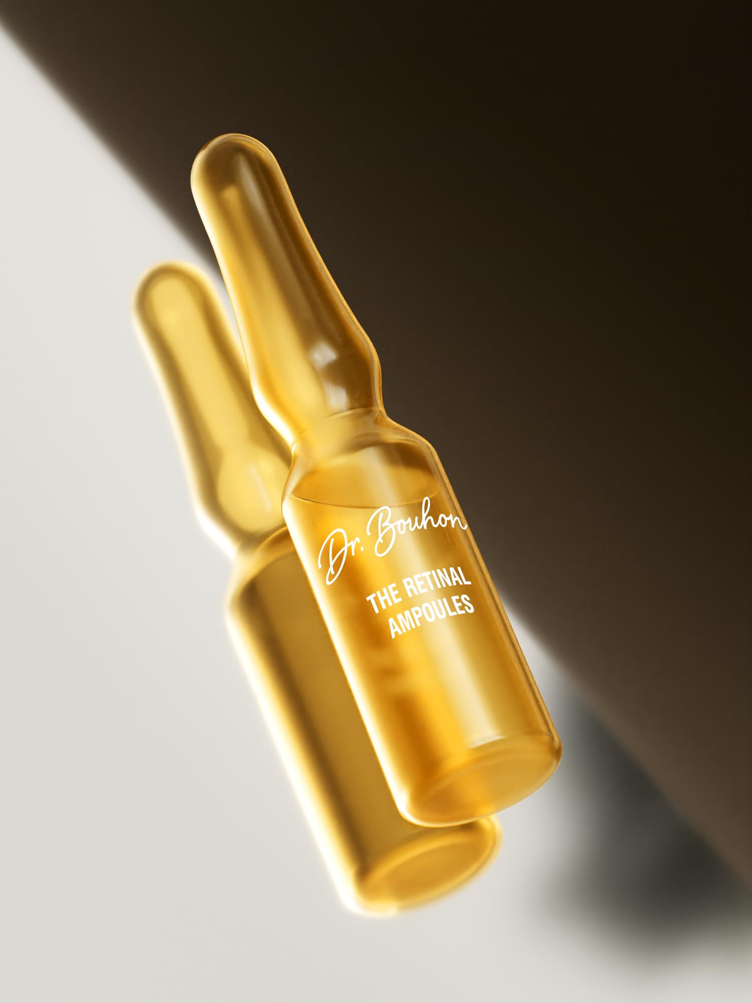 The Retinal Ampoules (14 x 1 ml) – Anti-Aging Gesichtsampullen mit Retinal – unterstützt Hauterneuerung & Ebenmäßigkeit – glättet Falten – dermatologisch getestet