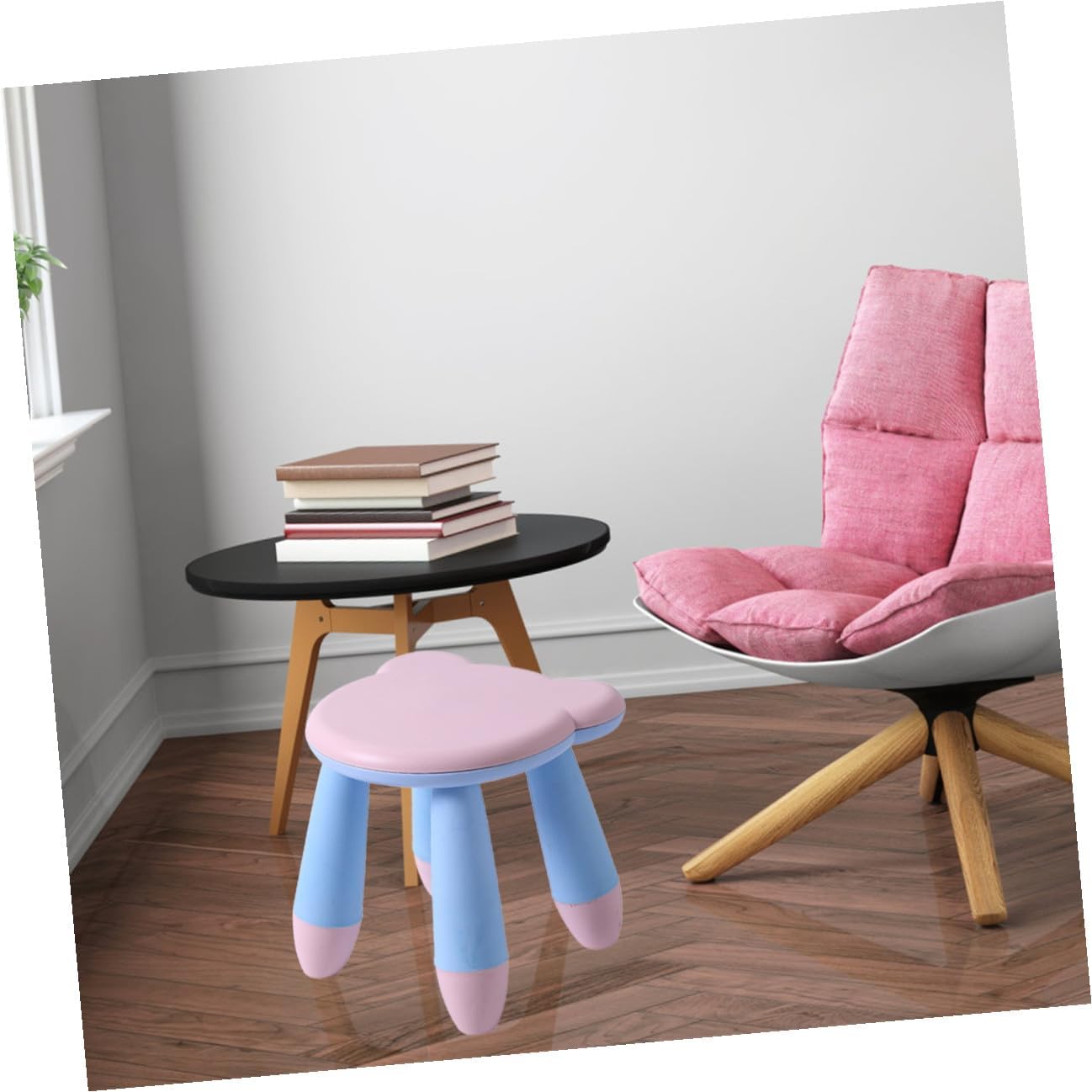 Toyvian Cartoon Bear Stool Anti-Slip Plastic Step Stool Thickened Small for Shoe Changing and Home Use Pink