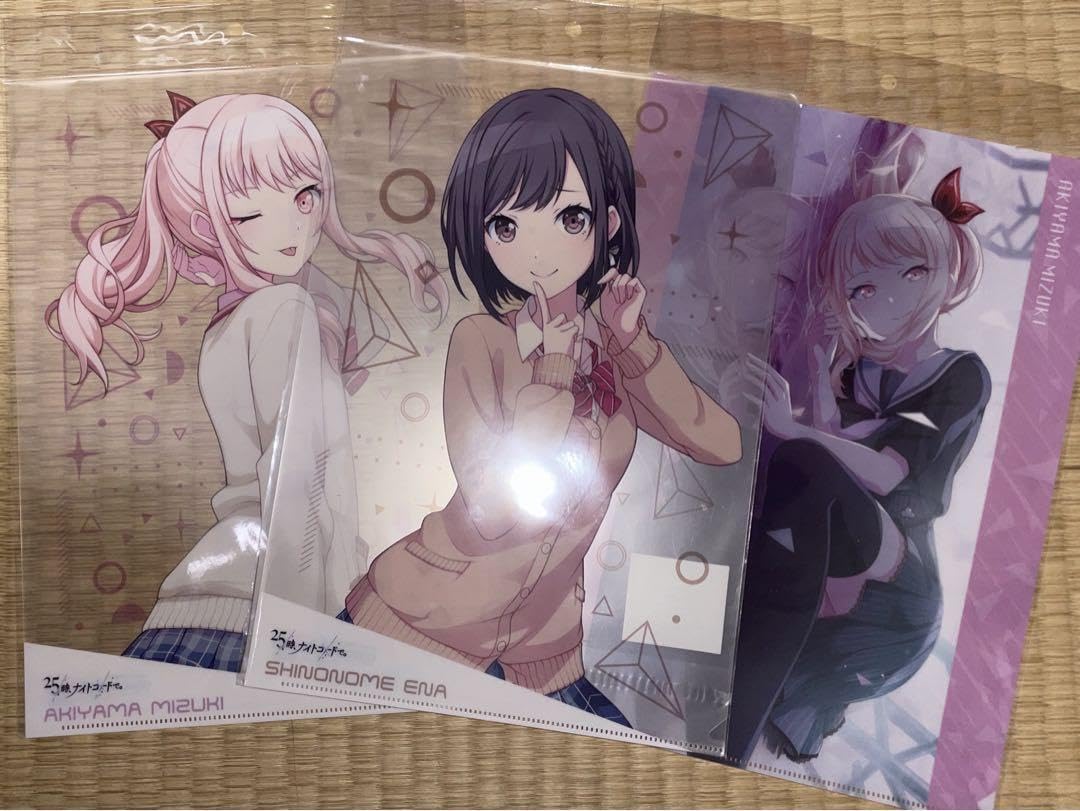 Amazon.co.jp: ニーゴ 暁山瑞希 東雲絵名 クリアファイル : おもちゃ