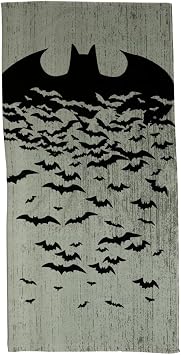 Franco Batman DC Comics Kids Super Soft Lightweight 100% Recycled Bath/Pool/Beach Towel Made from Recycled Plastic Bottles, 58 in x 28 in, (100% Official Licensed Batman Product)