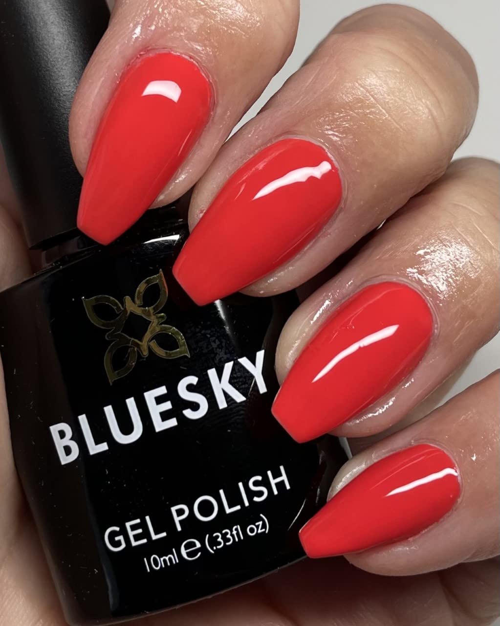 Bluesky Żelowy lakier do paznokci RED CORAL MY HEART GOES SUMMER 2023 SS2324 UV LED Soak Off 10 ml (wymaga utwardzania pod lampą UV LED) z kolekcji Speak Your Truth In Summer