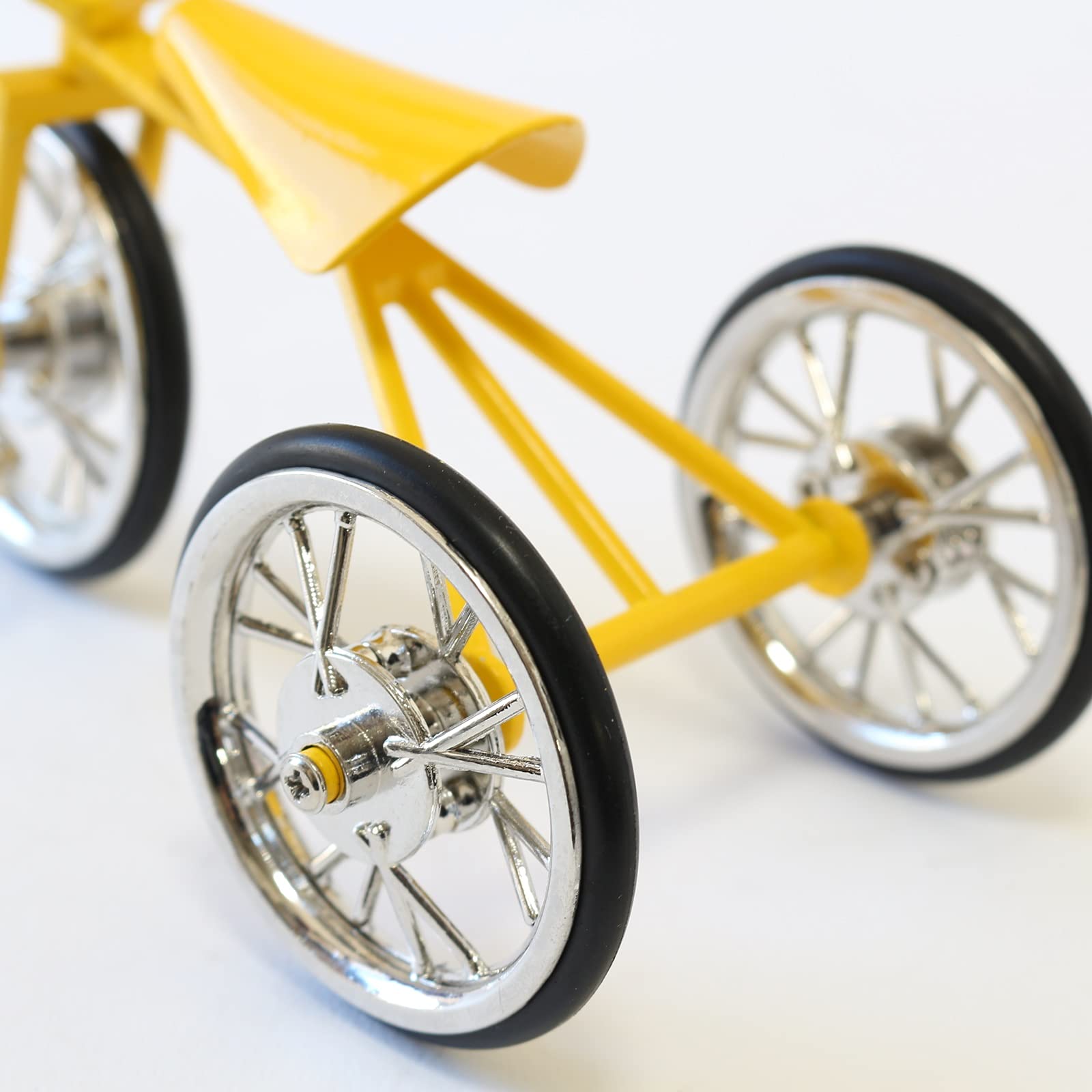 Amazon.co.jp: 三輪車 三輪車モチーフ ミニチュア三輪車 自転車 置物