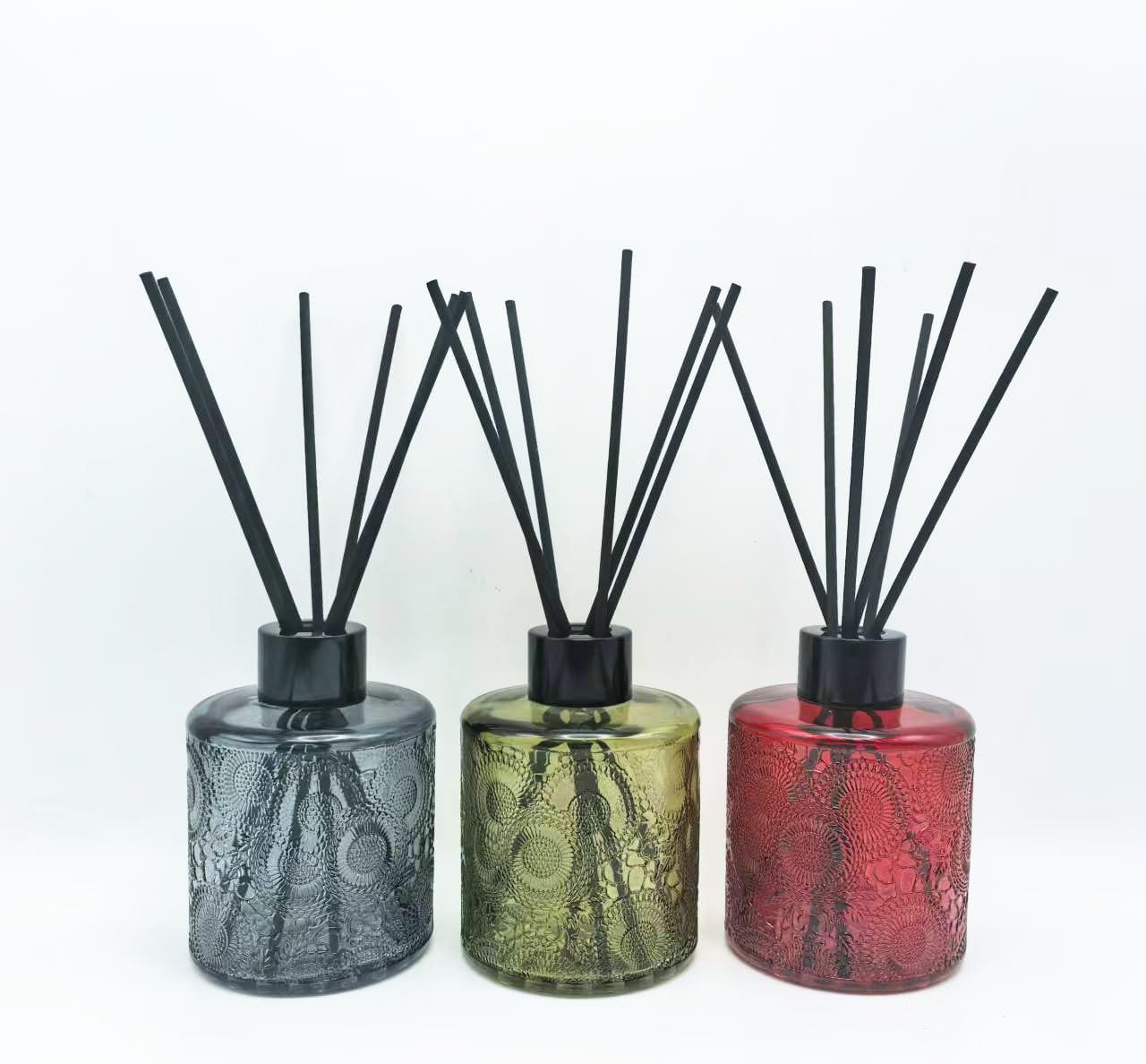 3PCS Colorful 180ml/6oz Refillable Empty Glass Reed Diffuser Bottle 18pcs Black Fragrance Fiber Stick, Luxury Delicate Decorative Embossed Pattern DIY Aromatherapy Essential Oil Diffuser Replacement