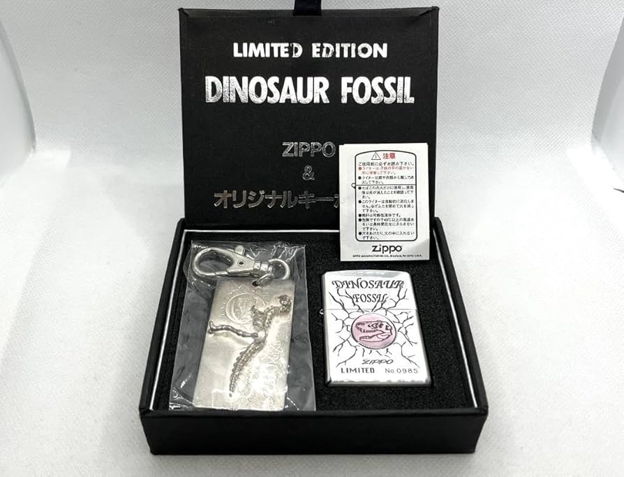 Zippo ライター27銀張？恐竜 Zippo ライター27銀張？恐竜