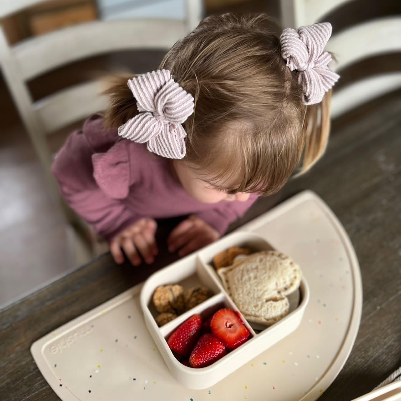 Ali+Oli Bento Box Bundle (Beige & Green), BPA-Free, Leak-Proof, Food Grade Silicone, Premium Lunch Boxes for Kids, Perfect for School, Travel, and Picnics