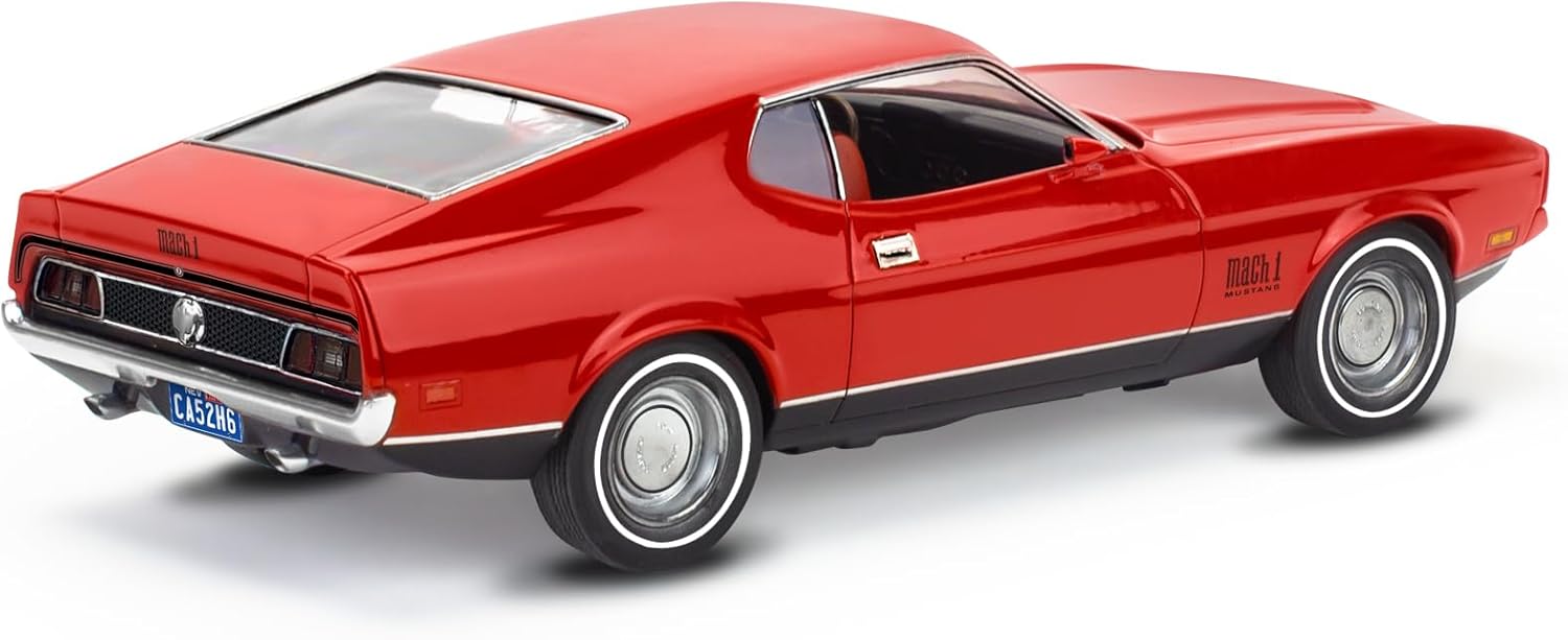 Revell 14555 '71 Ford Mustang Mach 1 429 "James Bond 007 Diamonds are Forever 1:25 Scale 121-Piece Skill Level 5 Model Car Building Kit - Image 3