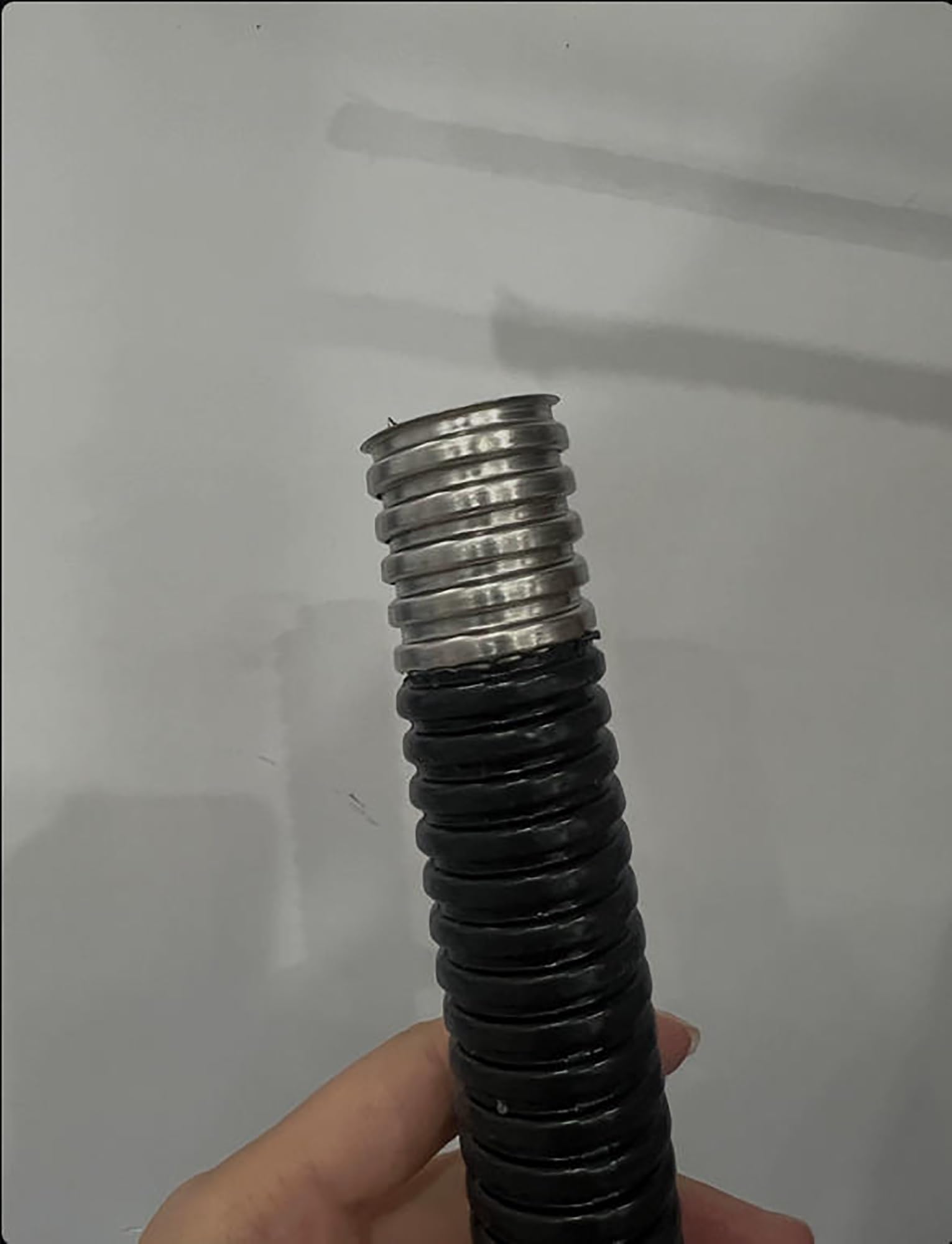 Conducto de metal flexible – Tubo corrugado eléctrico recubierto de PVC para protección de cables, apto para ferrocarriles y locomotoras, longitud 5 m