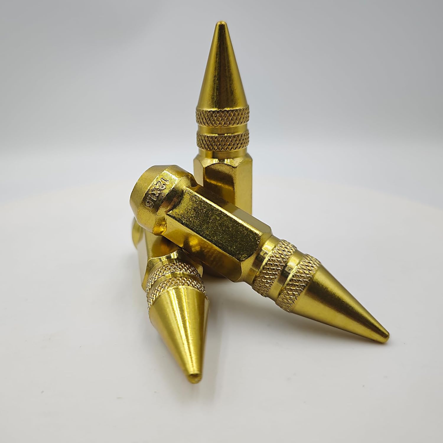 M12x1.5 Lug Golden Nuts Lug,Spike Lug nut for Acura, Honda, Chevy, Hyundai, Toyota, Lexus, 20PCS 12x1.5 Lug Nuts with Socket Key.
