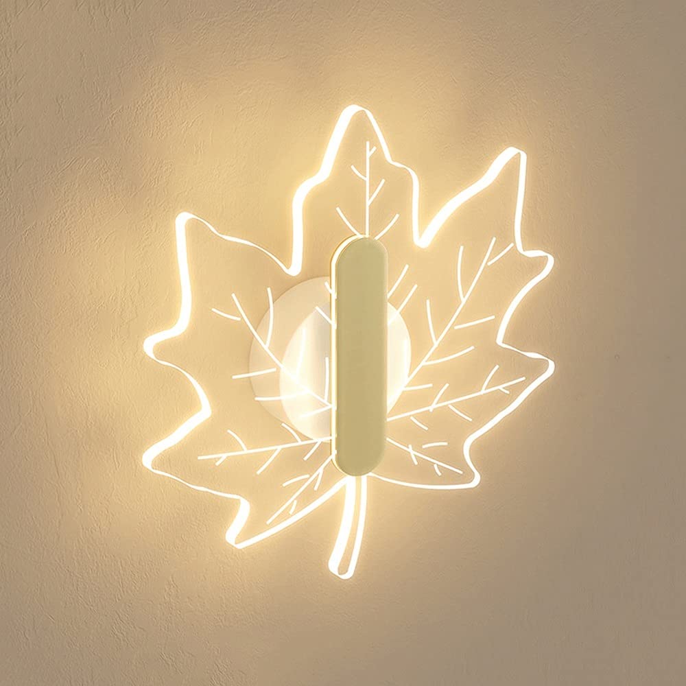Luces de pared junto a la cama para leer cómodamente por la noche