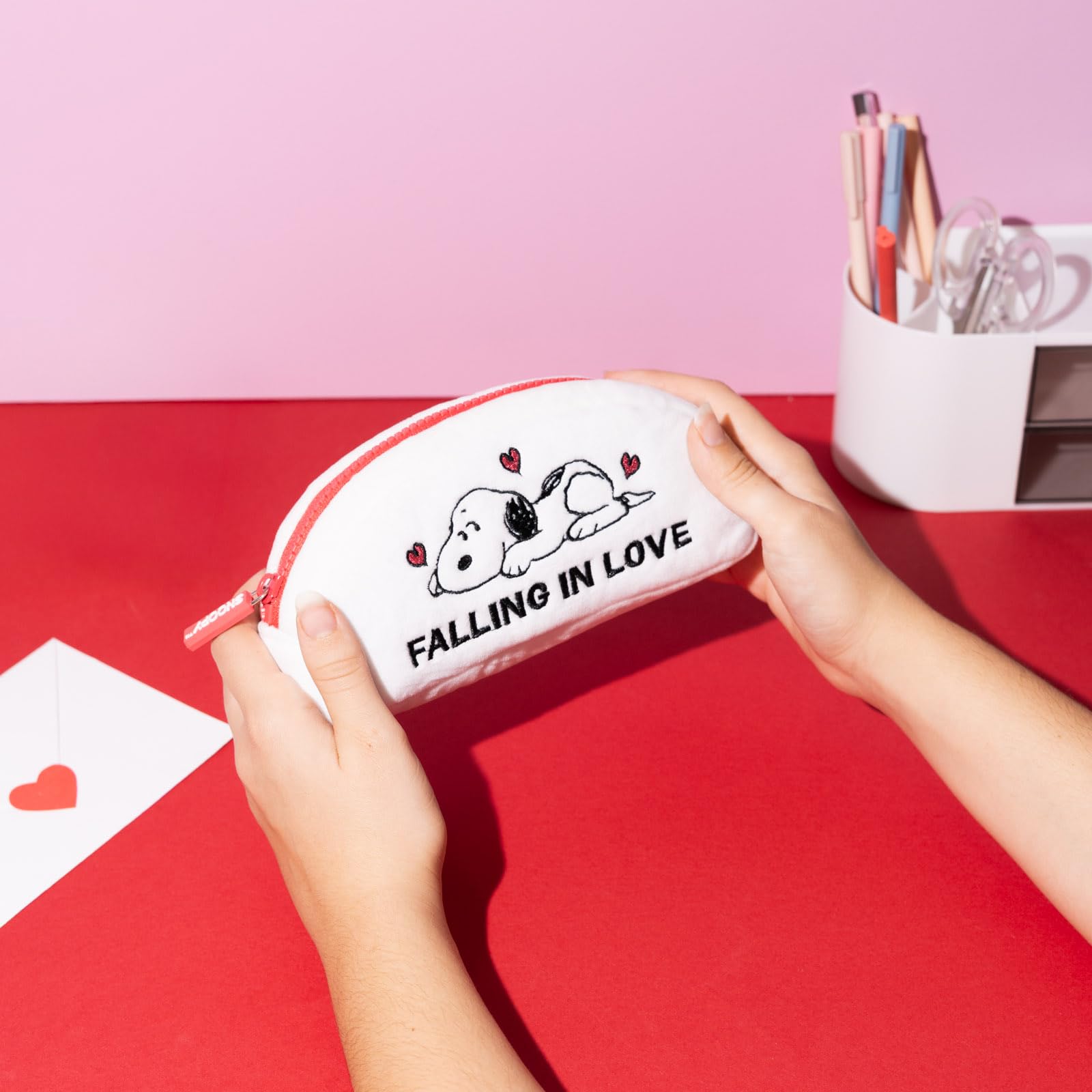 Grupo Erik School Pencil Case - Snoopy Gifts for Dog Lovers | Cute Makeup Bag, Plush Pencil Case, Back to School Supplies, Office Stationery Supplies | I Love You Gifts Under 15 Pounds - Image 4