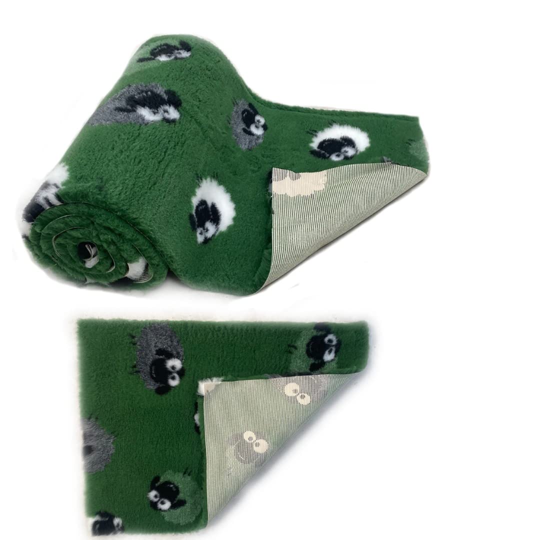 SoulPet Sheep in Field Vet Bedding Non-Slip Whelping Fleece Dog Puppy Pro Bed Cut as Mats or Rolls. Size: 10m x 75cm