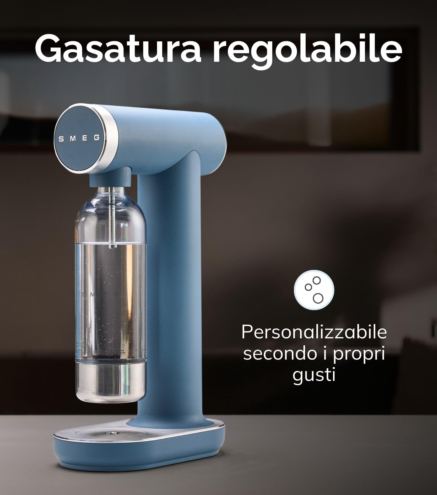 Smeg SKC01WHM Soda Maker, piedini antiscivolo, design salvaspazio, 800 ml, bianco opaco