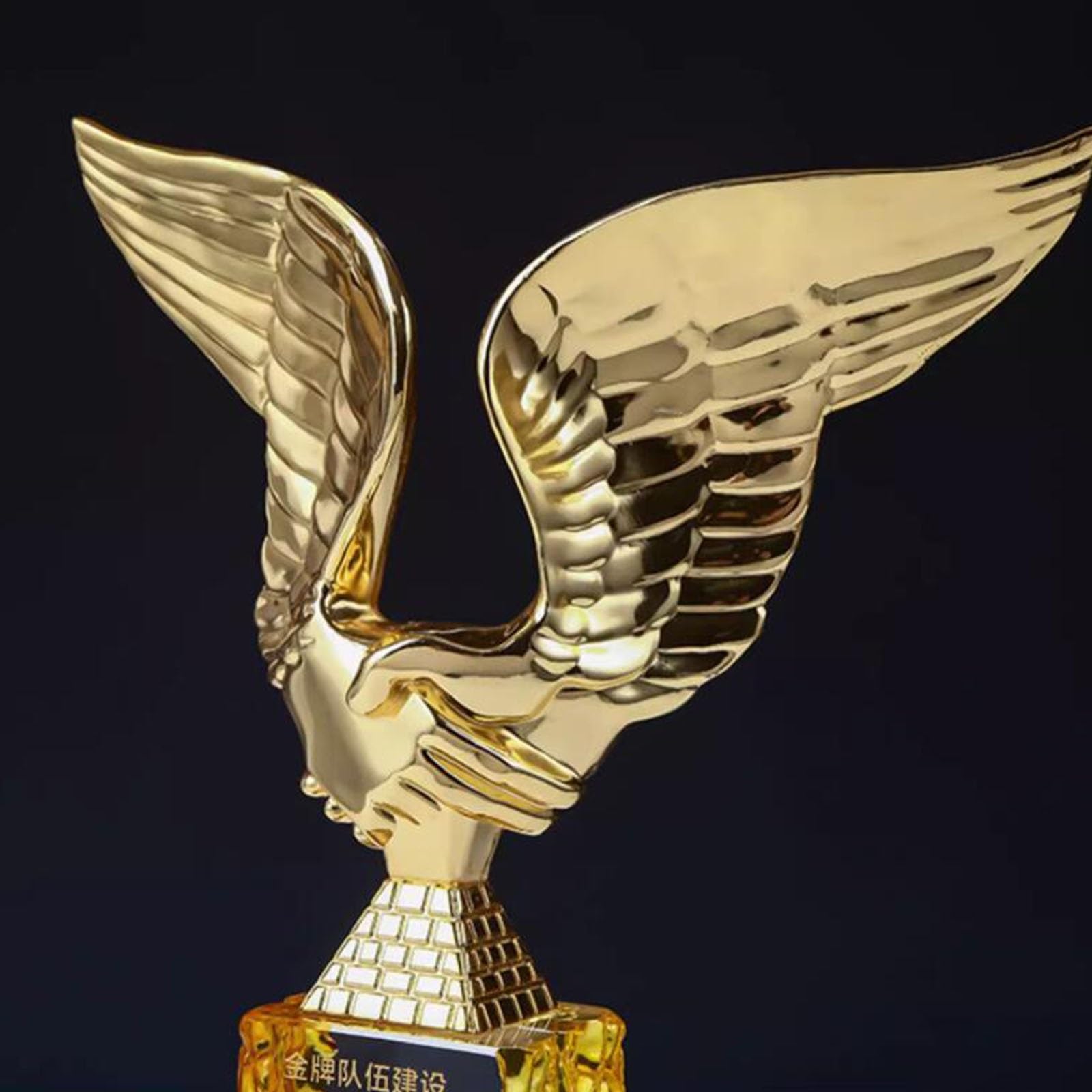 Trofeos, medallas y premios Trofeo De Apretón De Manos Alas Metal Dorado Obsequios Premios Beneficiosos Todos Proyectos Cooperación Empresarial Empresas Aniversario La Base Patrón Cristal Se Puede Gra