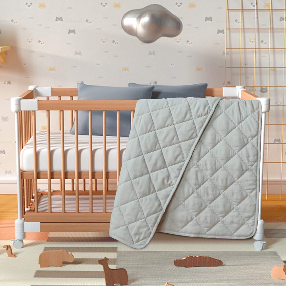BEDSUM 100% Brushed Microfiber Down Alternative Toddler Comforter, Ultra Soft Lightweight and Warm Breathable Crib Quilted Blanket for Nursery Stroller Bed, 39x47 Inches, Light Grey - Image 4