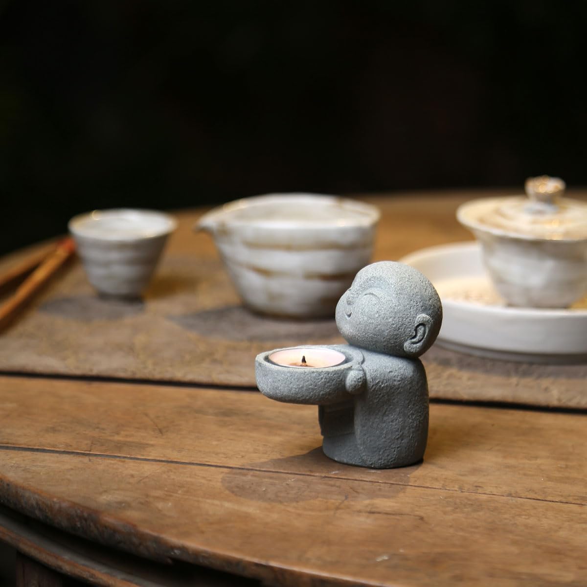 Statue Bouddha en grès imitation pierre bleue – Sculpture moine Jizo méditation zen décoration intérieur Feng Shui prospérité