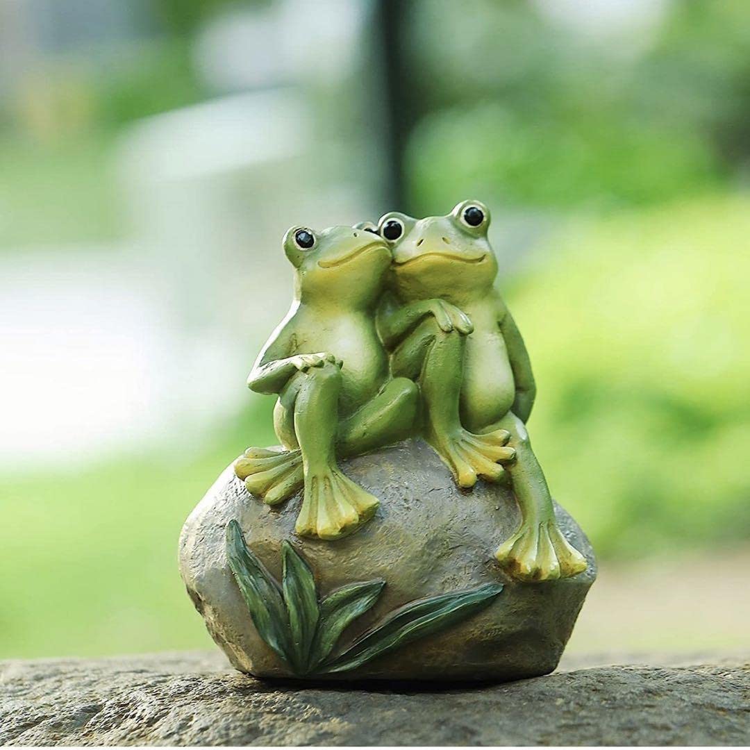 カエル　置物　縁起物　風水 Amazon.co.jp: カエル置物 風水 縁起 無事カエル カエルオブジェ