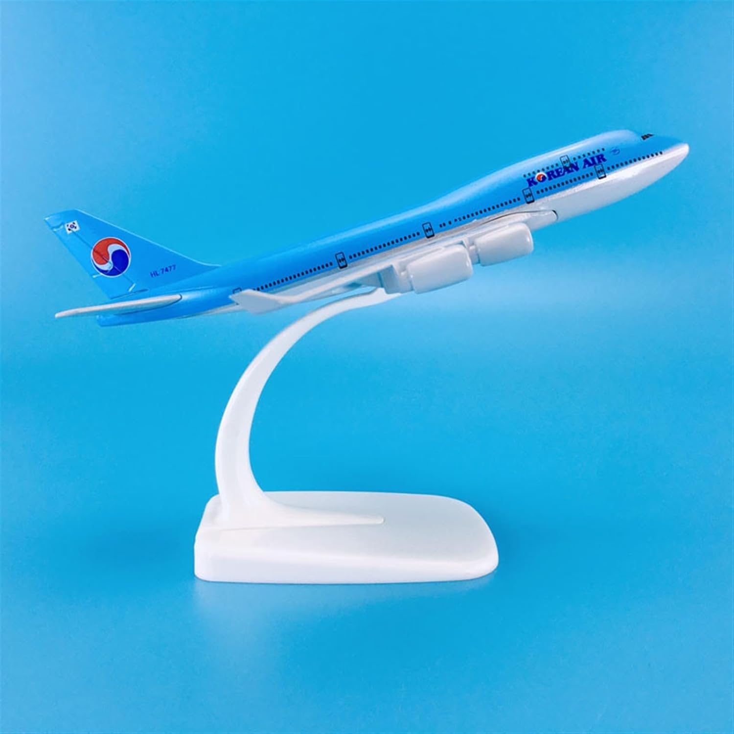 Miniature Scale 1 440 for Boeing B747-400 Aircraft Model Korean Air Static Alloy Flying Toy Game Kits